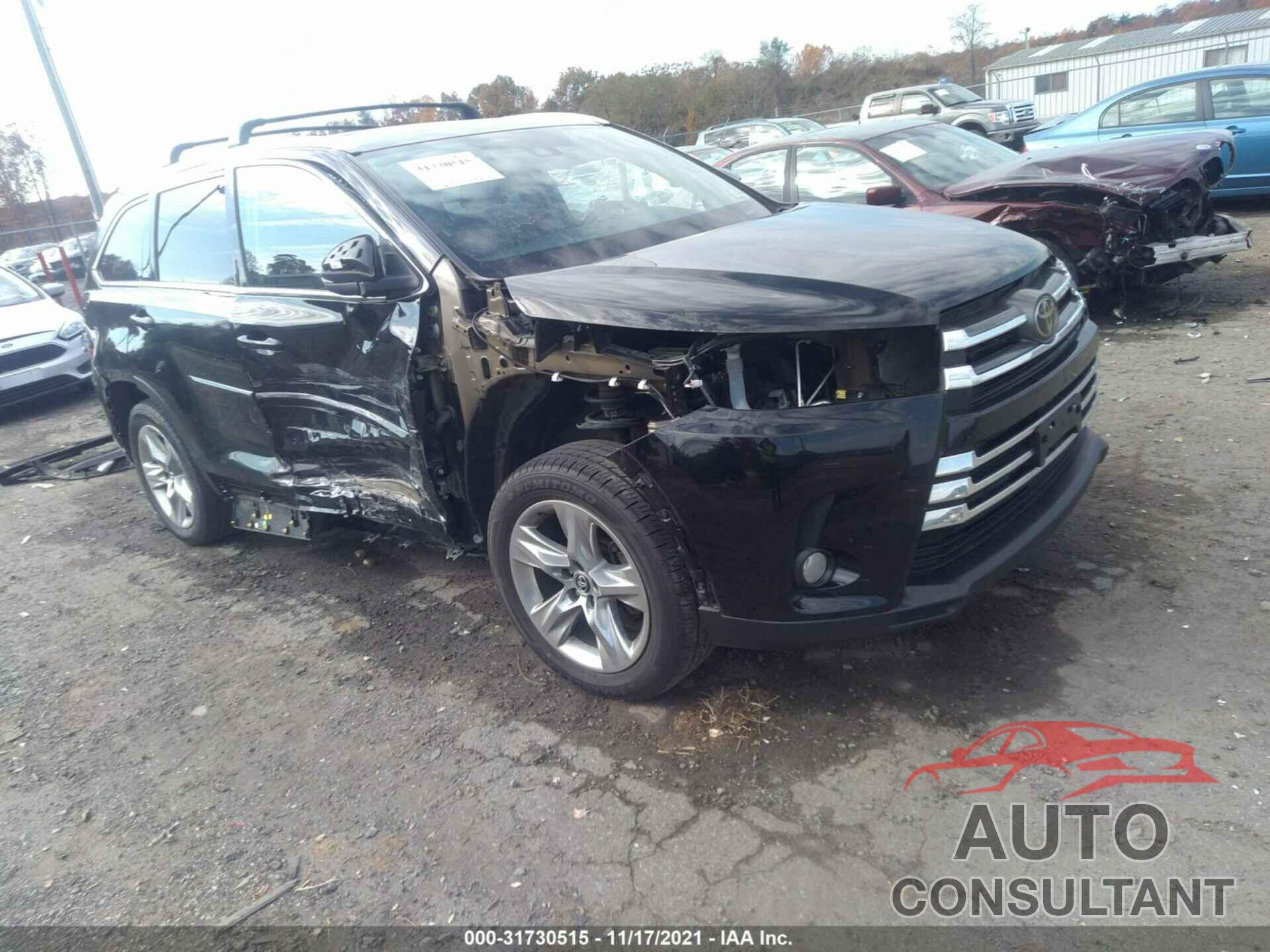 TOYOTA HIGHLANDER 2018 - 5TDDZRFH0JS915177
