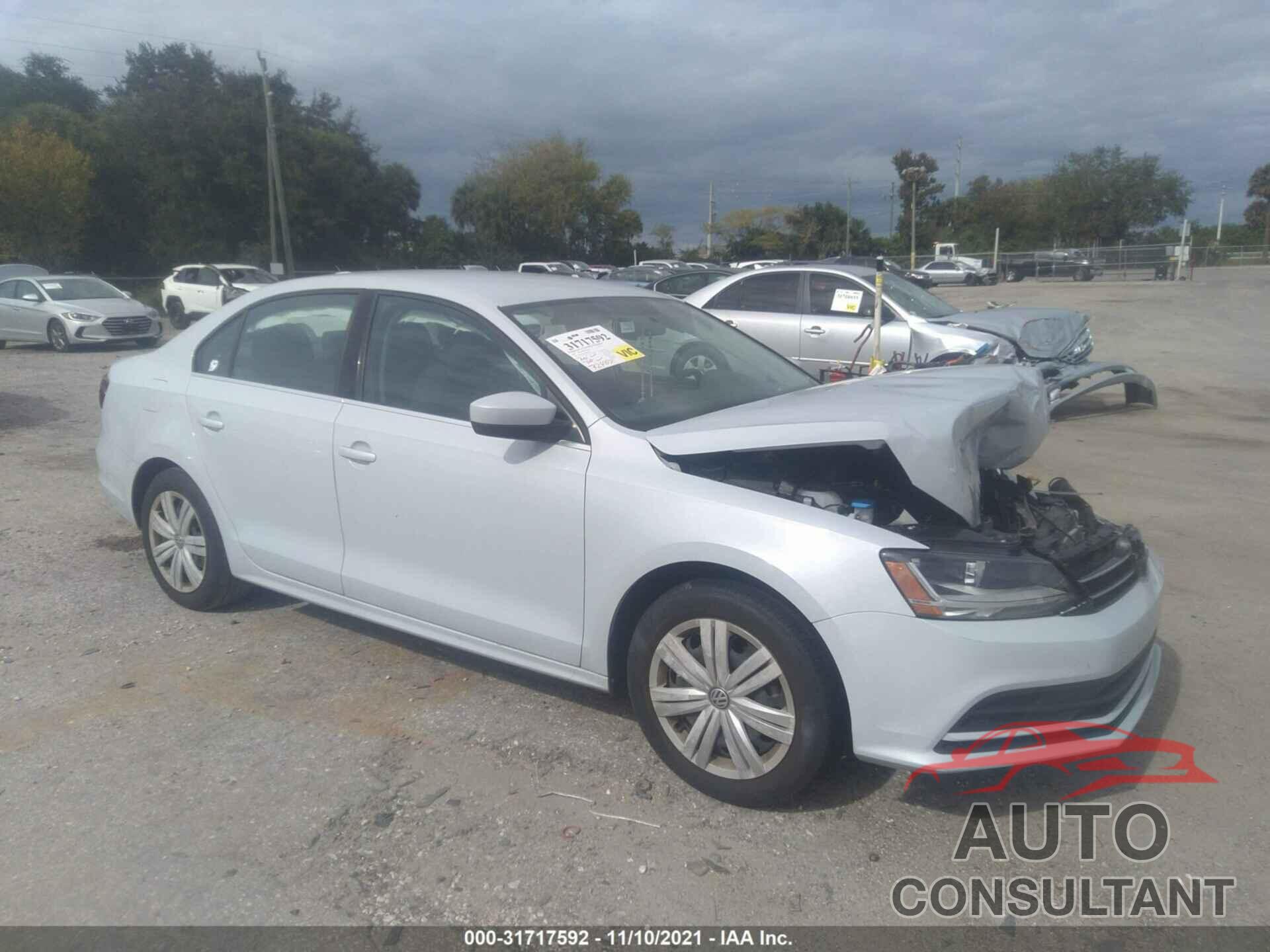 VOLKSWAGEN JETTA 2017 - 3VW2B7AJXHM359655