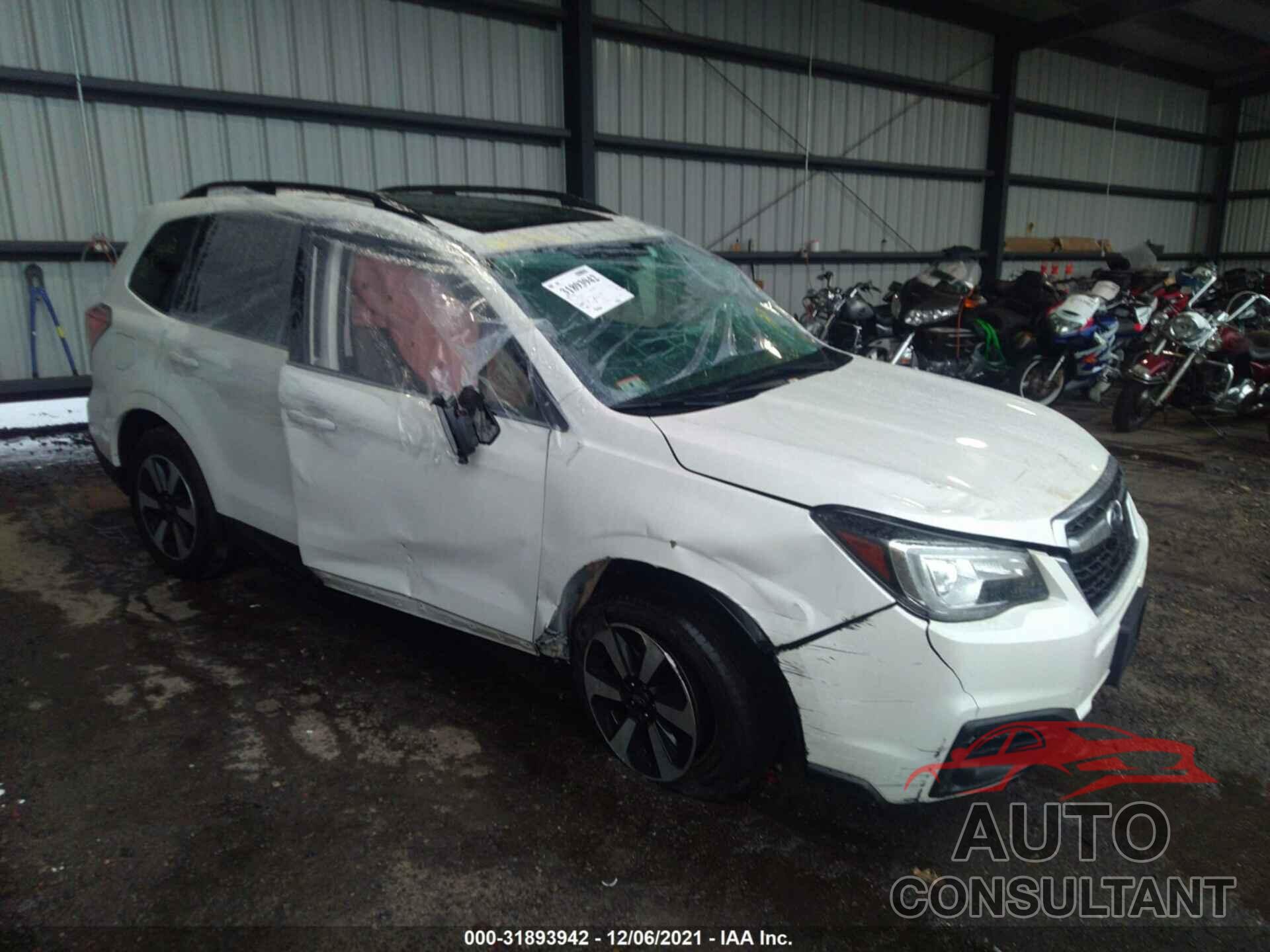 SUBARU FORESTER 2018 - JF2SJARC5JH590161