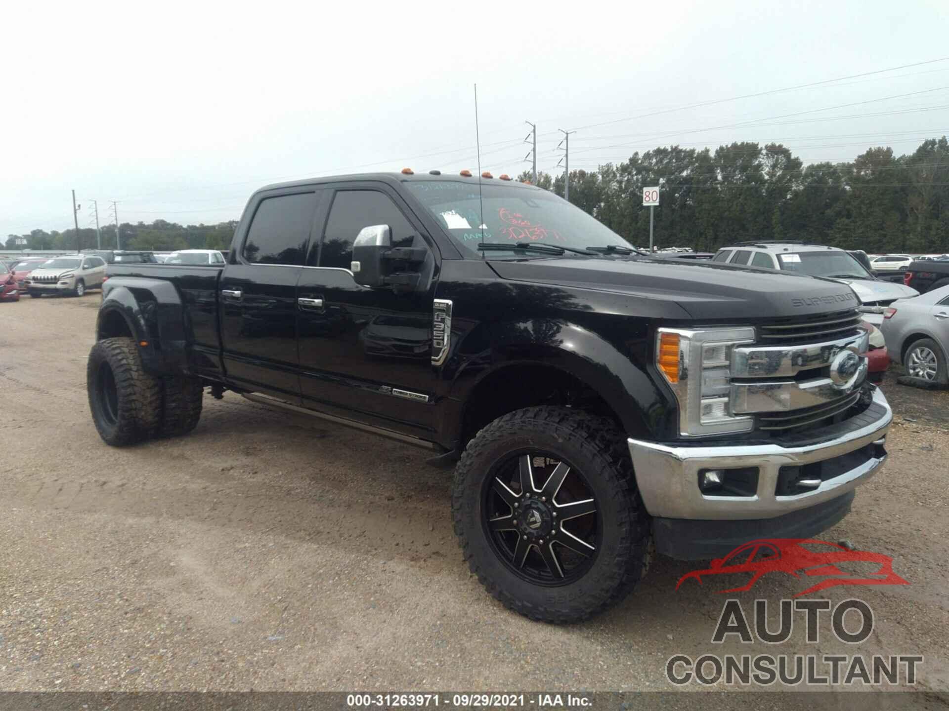 FORD SUPER DUTY F-350 DRW 2018 - 1FT8W3DT0JEC17169