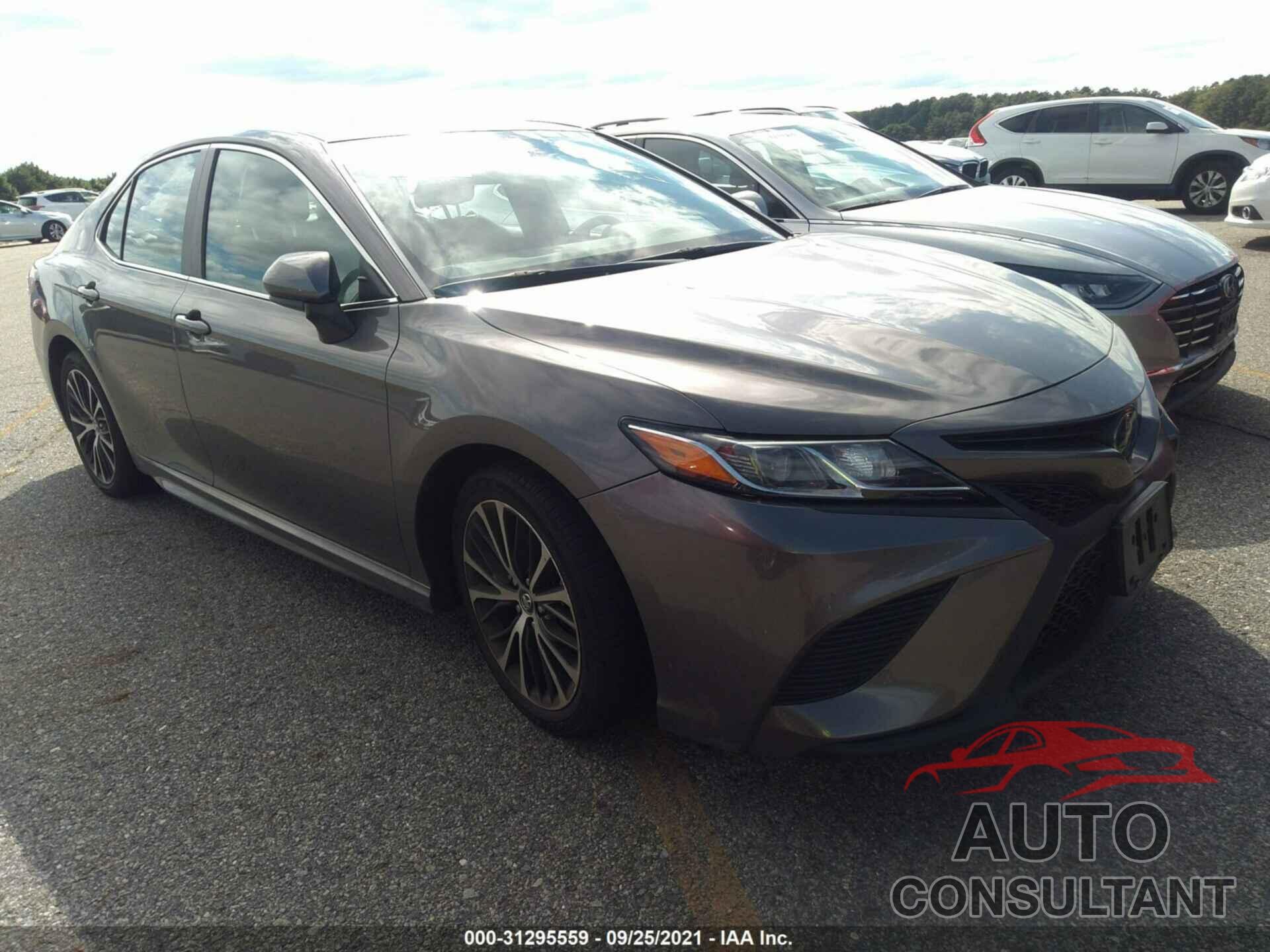 TOYOTA CAMRY 2020 - 4T1G11AK7LU932111