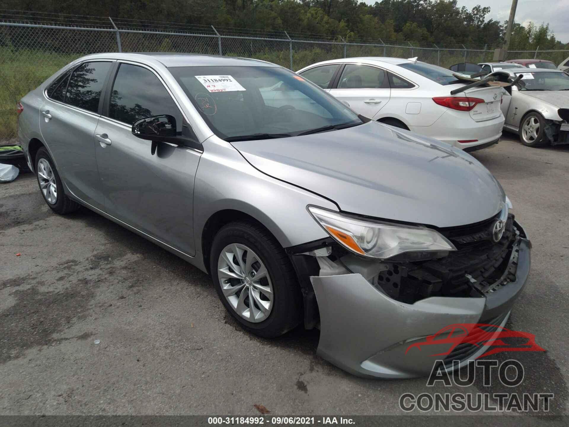 TOYOTA CAMRY 2016 - 4T4BF1FK3GR525015