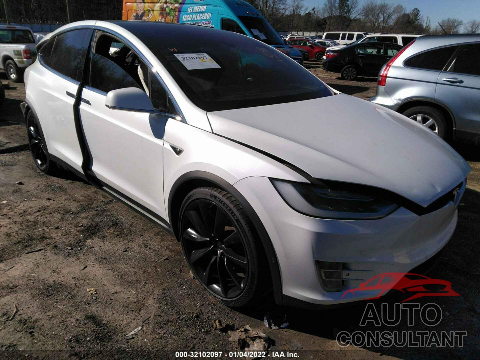 TESLA MODEL X 2016 - 5YJXCBE49GF011877