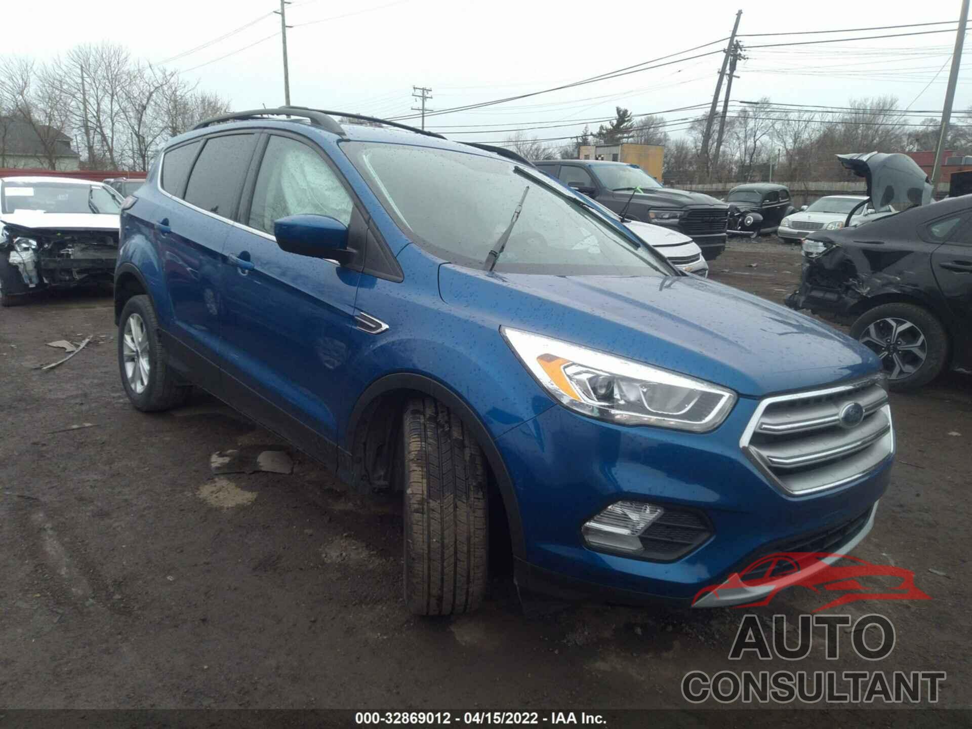 FORD ESCAPE 2017 - 1FMCU0GD2HUA59819