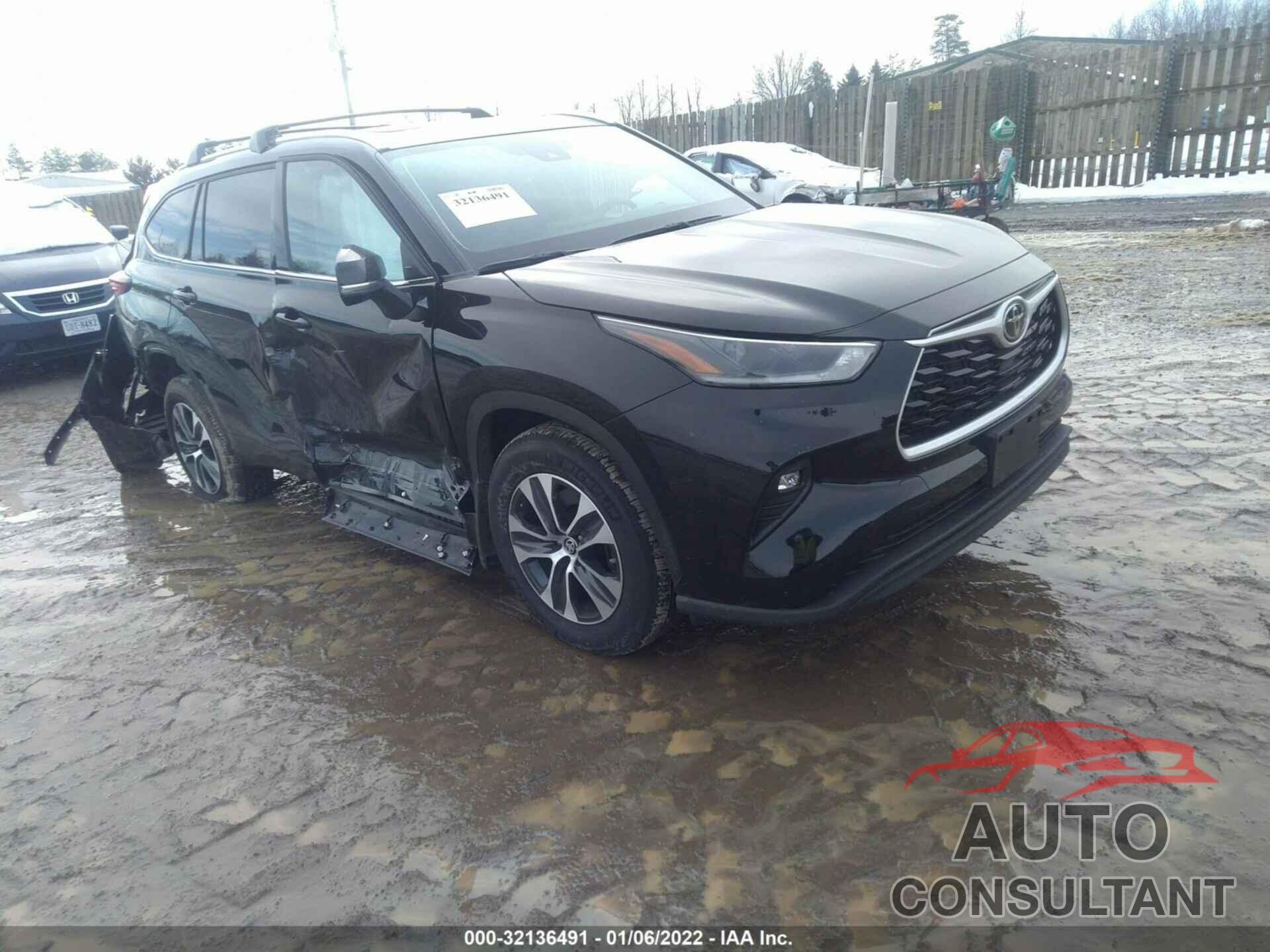 TOYOTA HIGHLANDER 2021 - 5TDGZRBH2MS550007