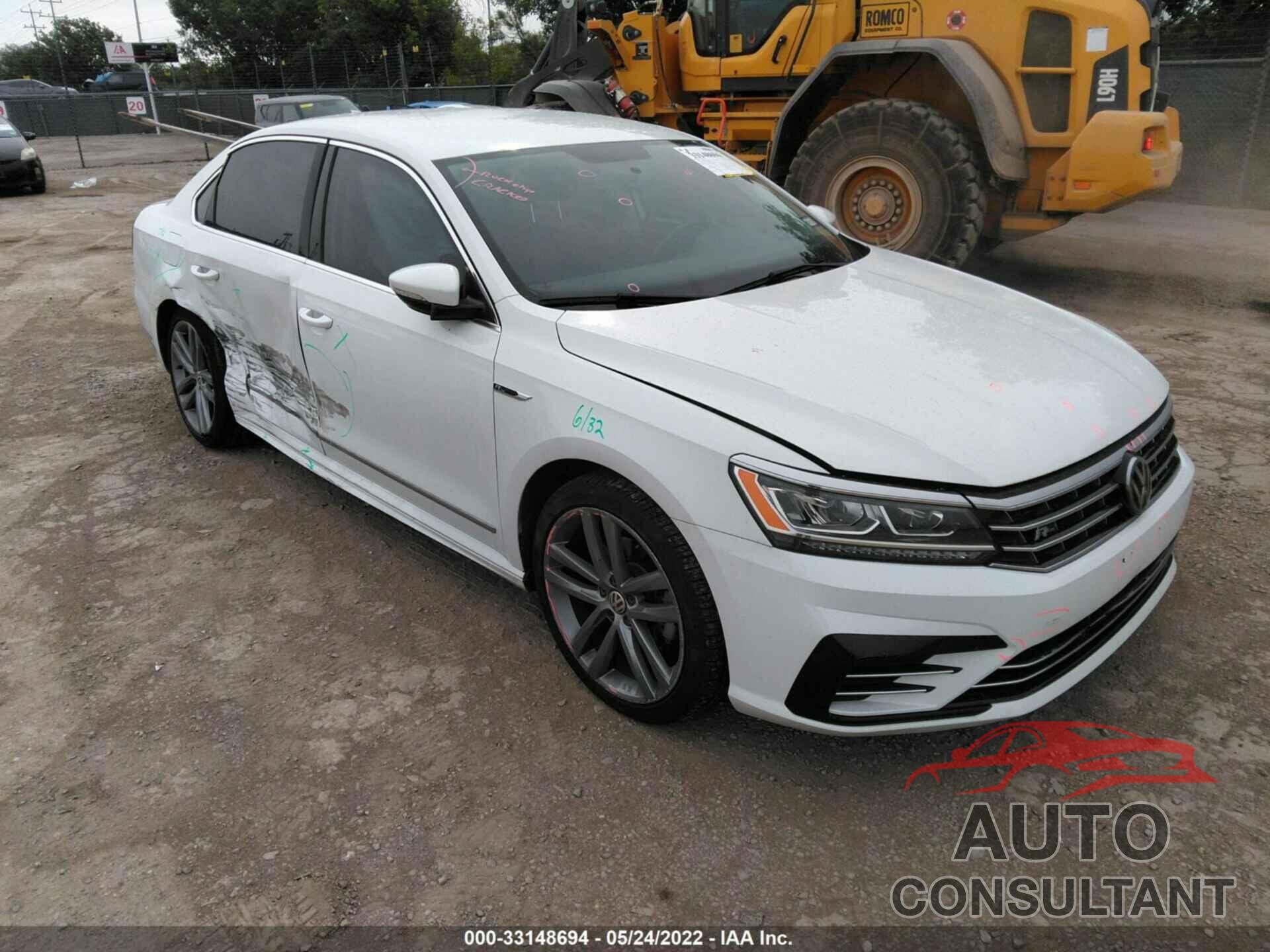 VOLKSWAGEN PASSAT 2017 - 1VWDT7A39HC021642