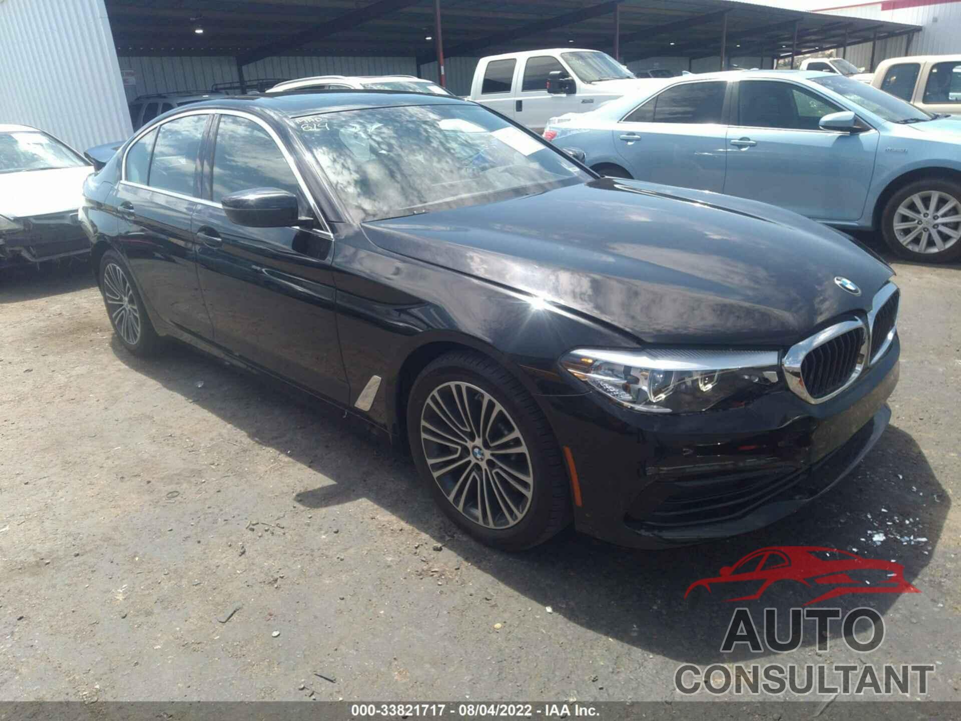 BMW 5 SERIES 2019 - WBAJE5C57KG919429