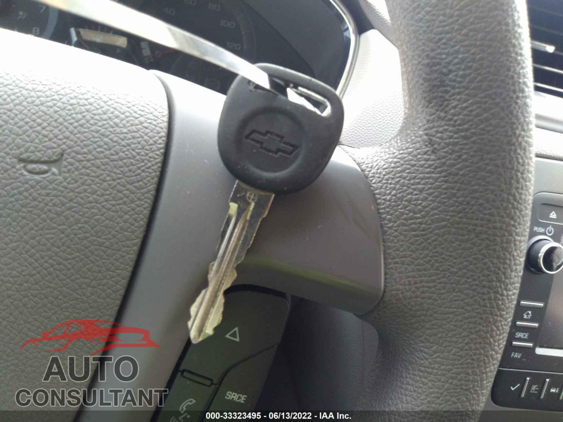 CHEVROLET TRAVERSE 2017 - 1GNKRFKD1HJ310687