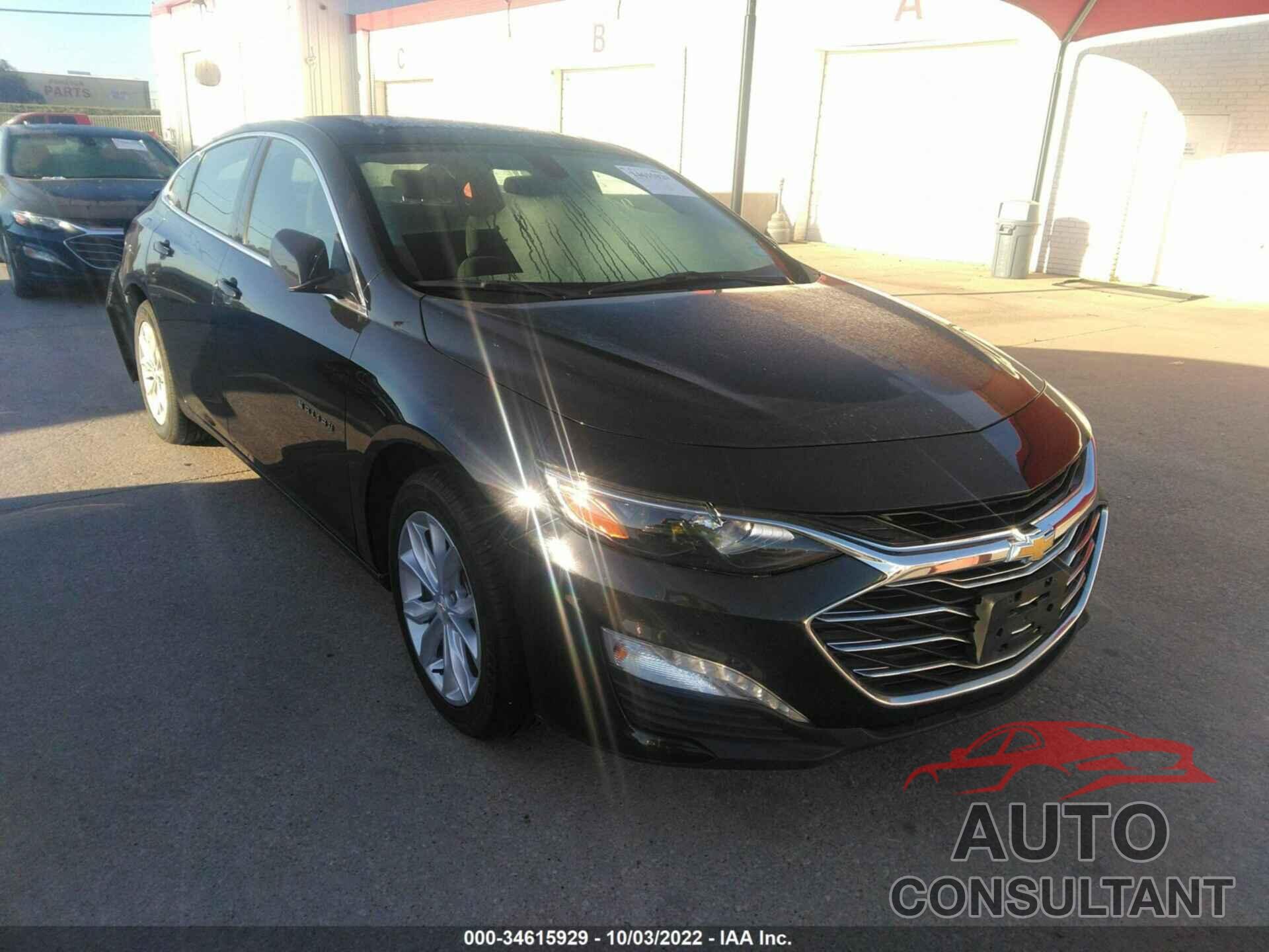CHEVROLET MALIBU 2021 - 1G1ZD5ST1MF046206