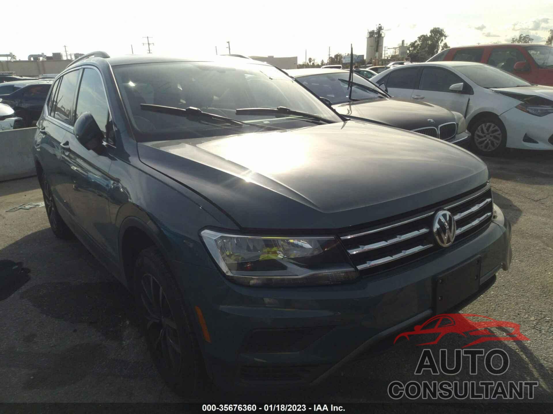 VOLKSWAGEN TIGUAN 2019 - 3VV3B7AX4KM139304