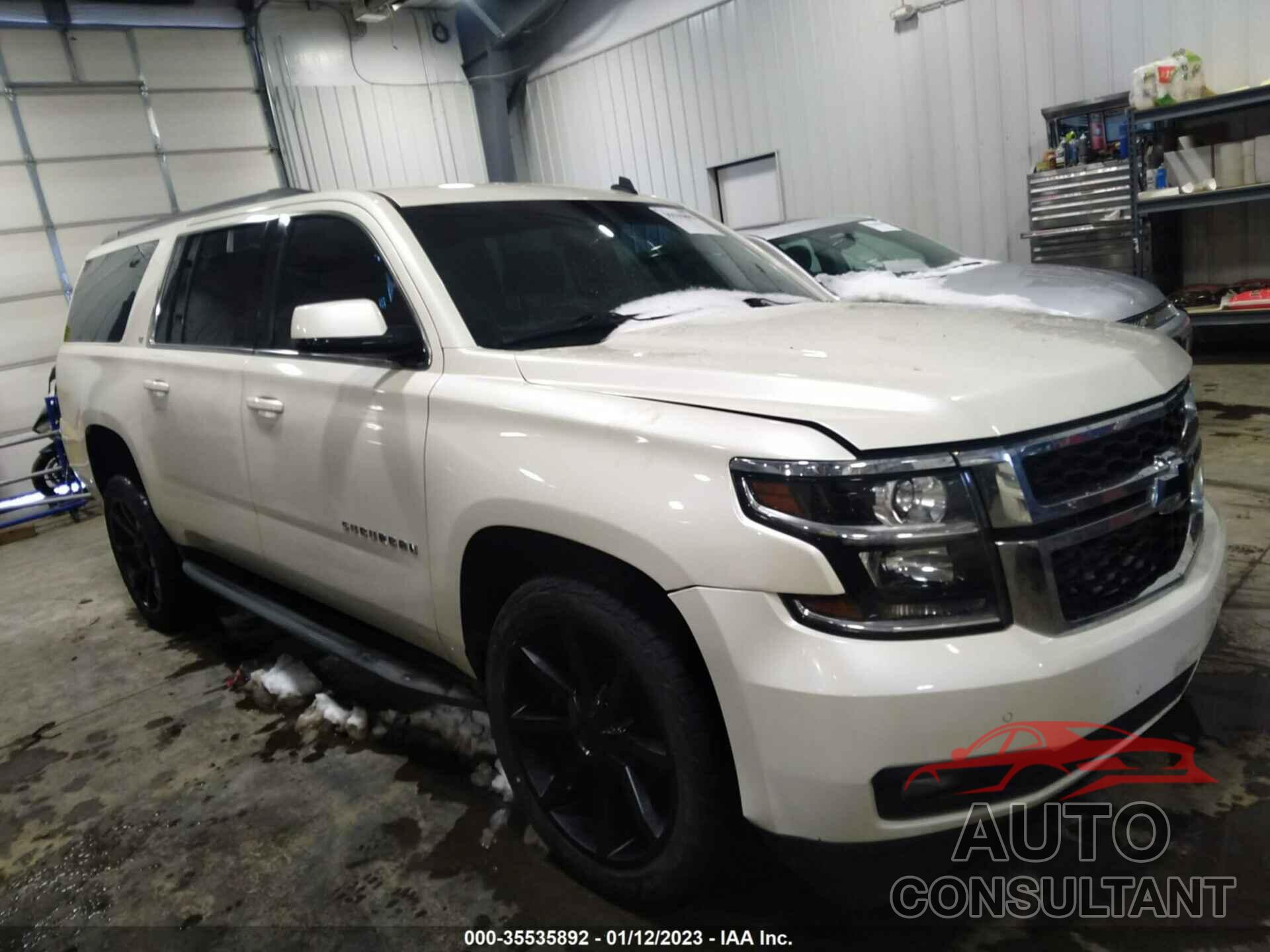 CHEVROLET SUBURBAN 2015 - 1GNSKJKC2FR128185