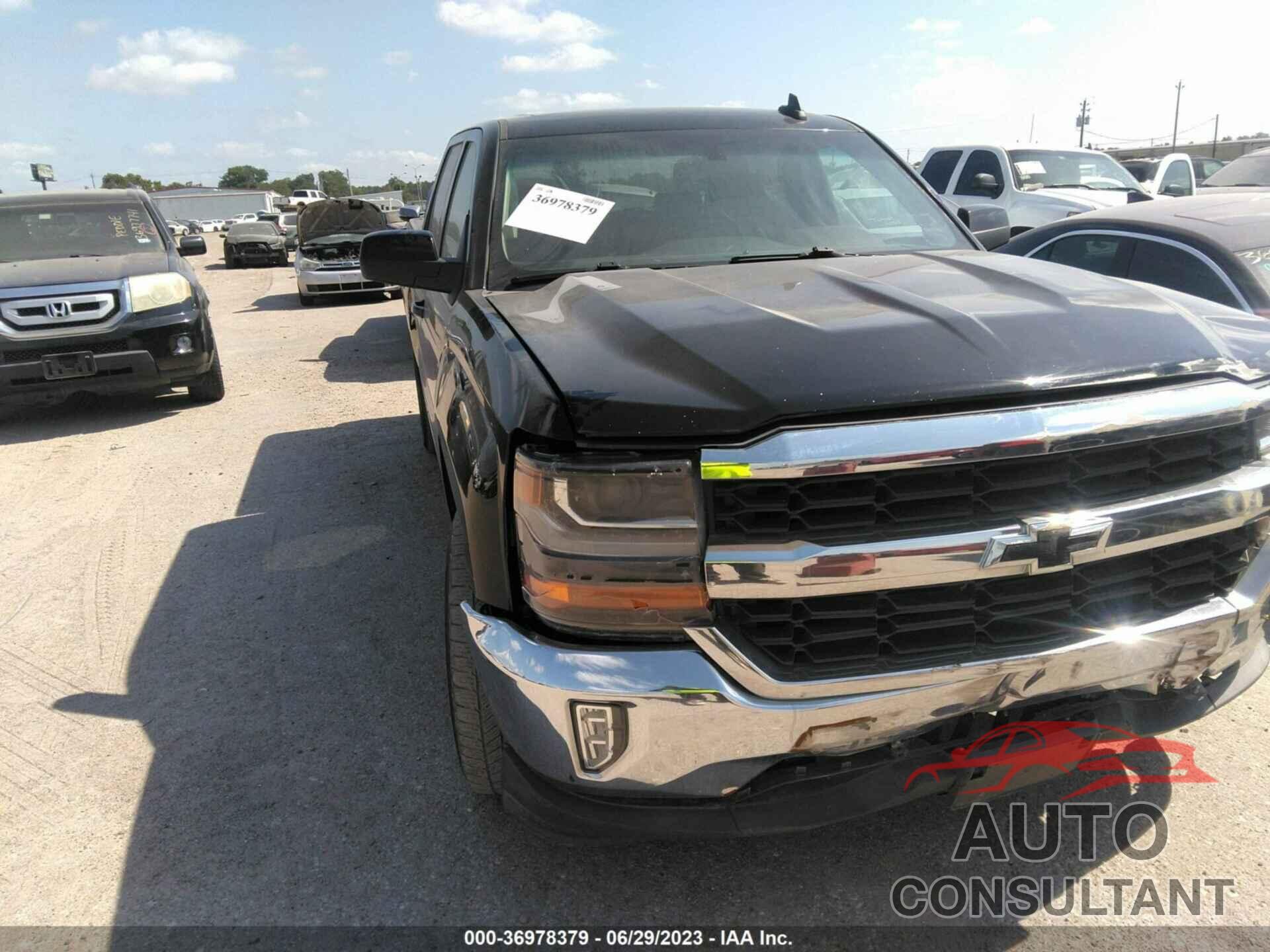 CHEVROLET SILVERADO 1500 2018 - 3GCPCREC5JG313300