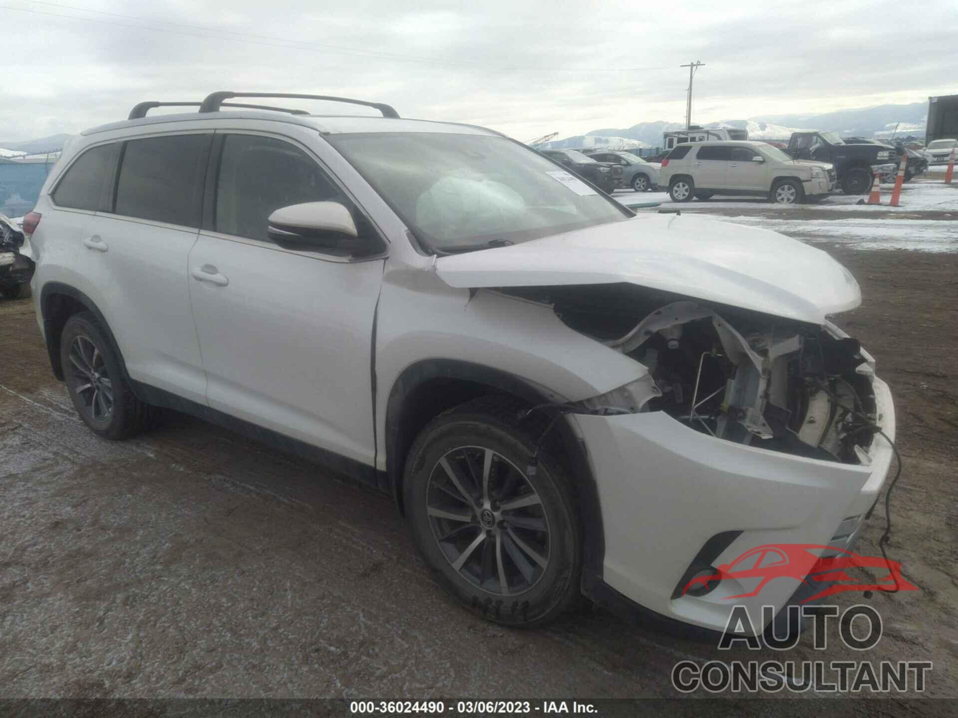 TOYOTA HIGHLANDER 2019 - 5TDJZRFH2KS948587