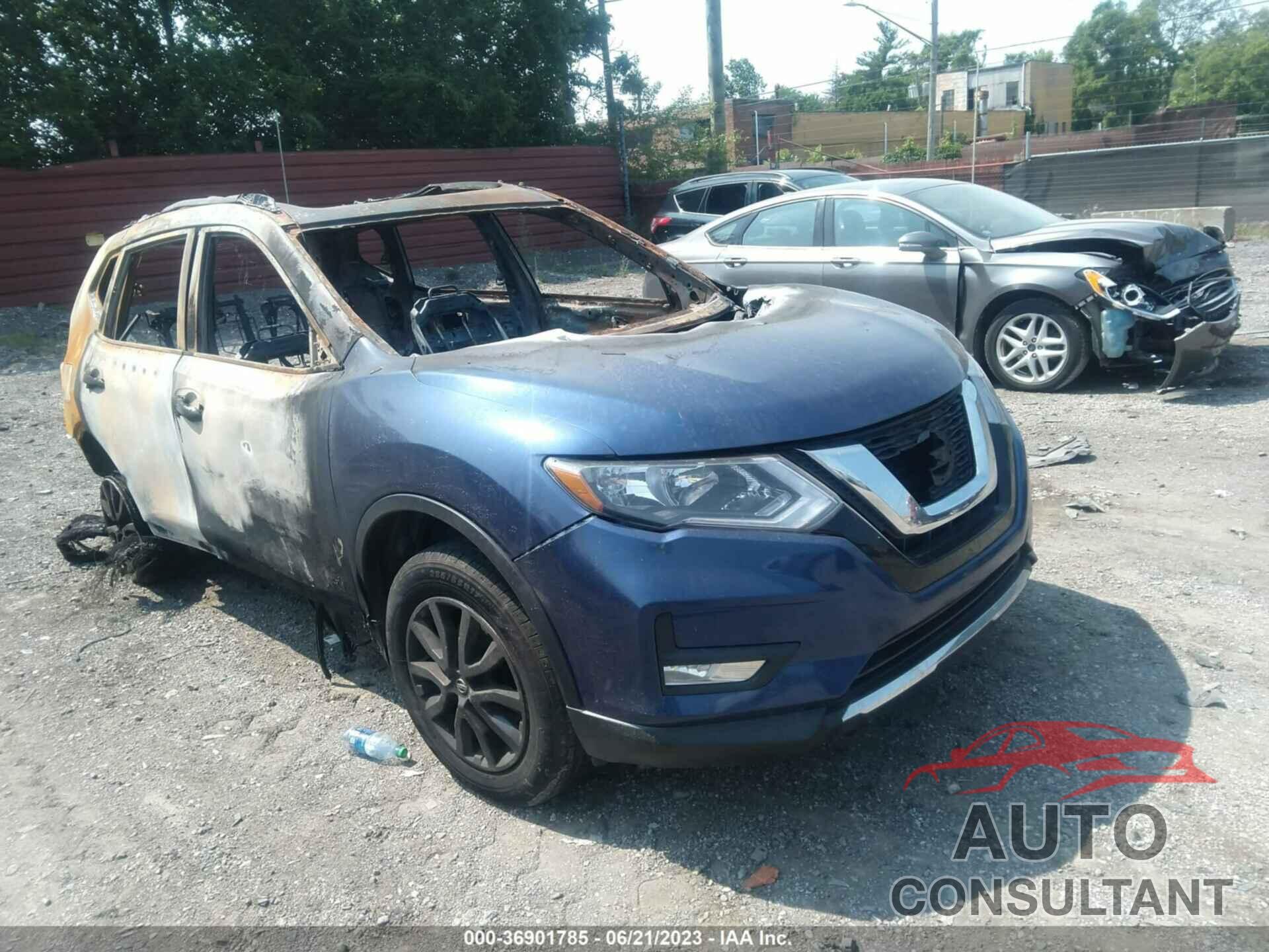 NISSAN ROGUE 2017 - 5N1AT2MV1HC734214