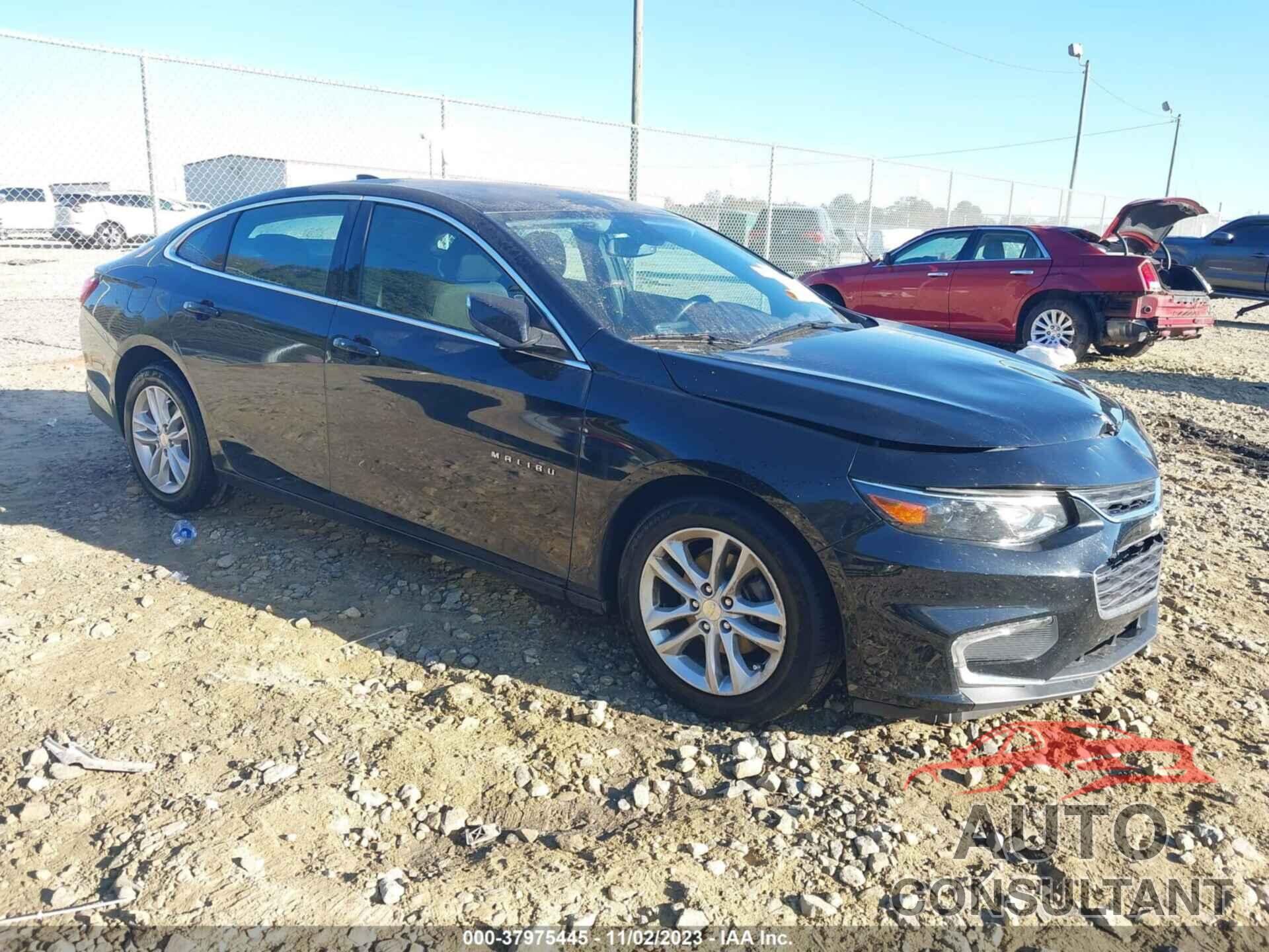 CHEVROLET MALIBU 2017 - 1G1ZE5ST7HF163923