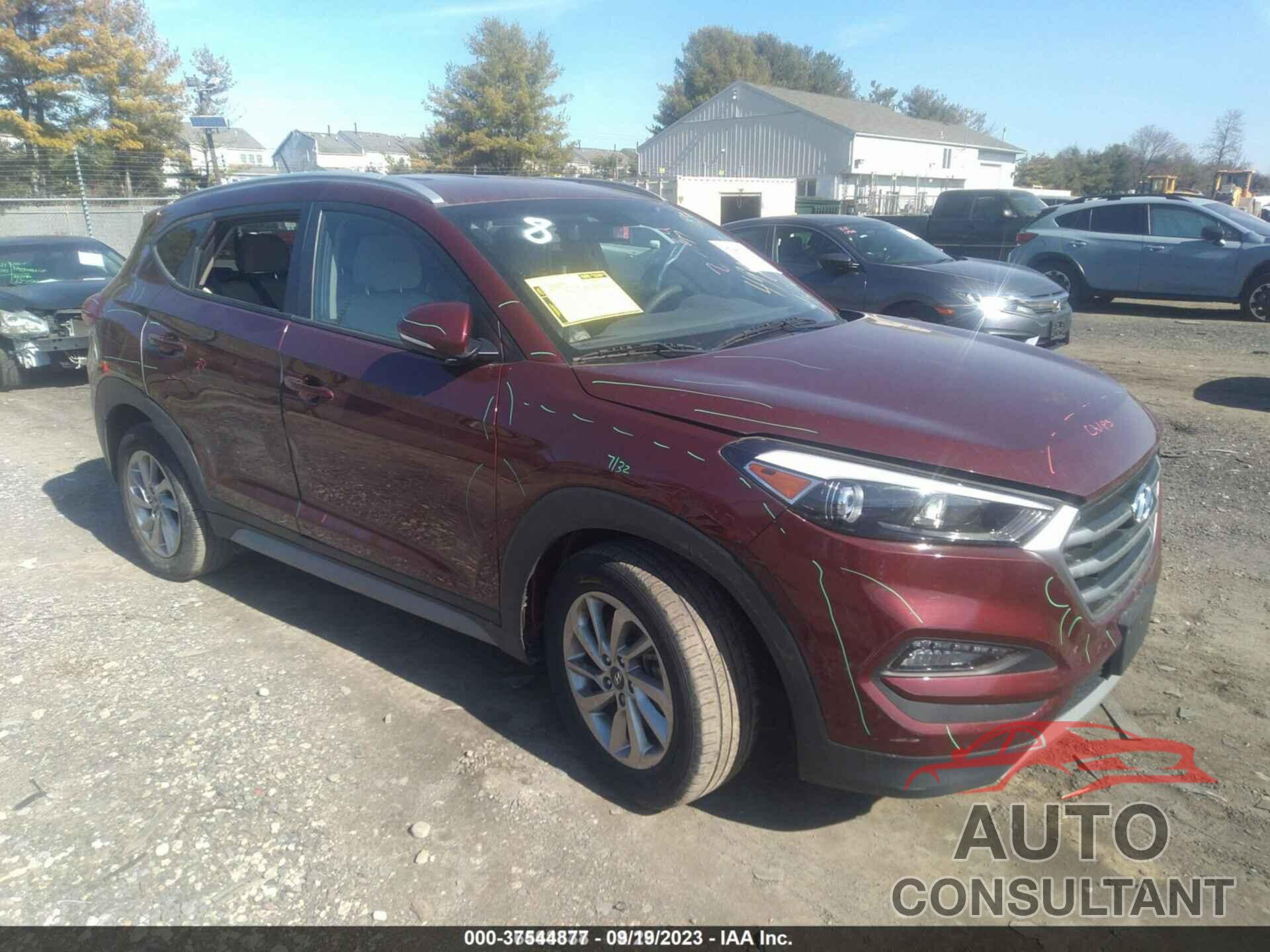 HYUNDAI TUCSON 2017 - KM8J33A27HU498713