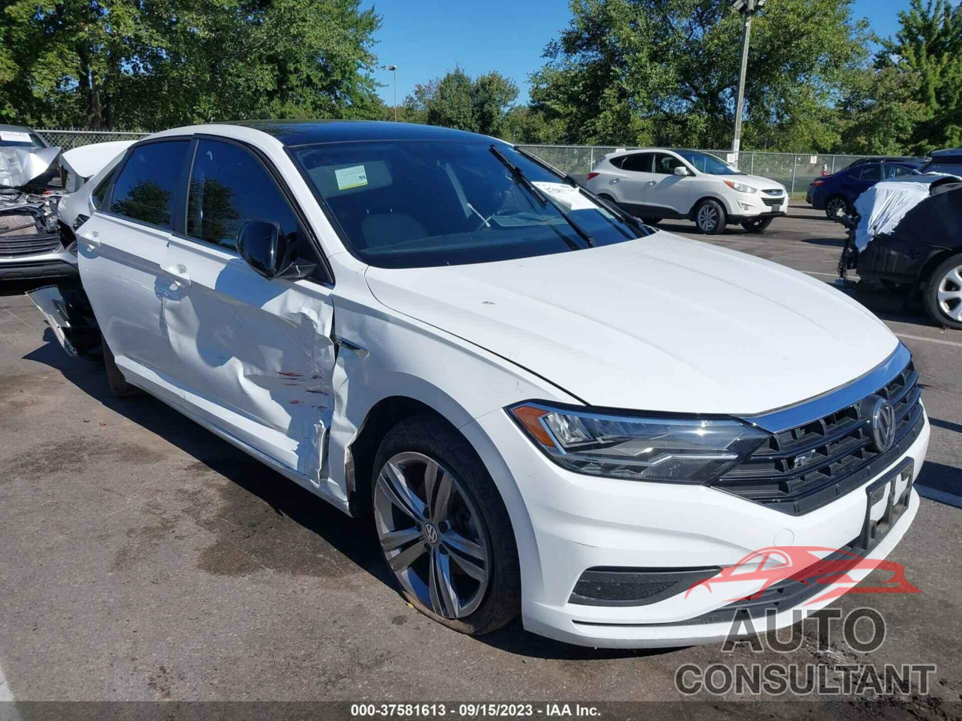 VOLKSWAGEN JETTA 2019 - 3VWC57BUXKM118576