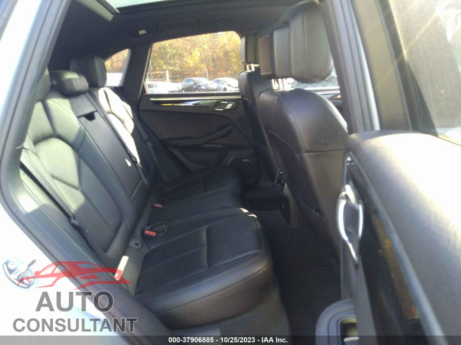 PORSCHE MACAN 2017 - WP1AA2A58HLB06034