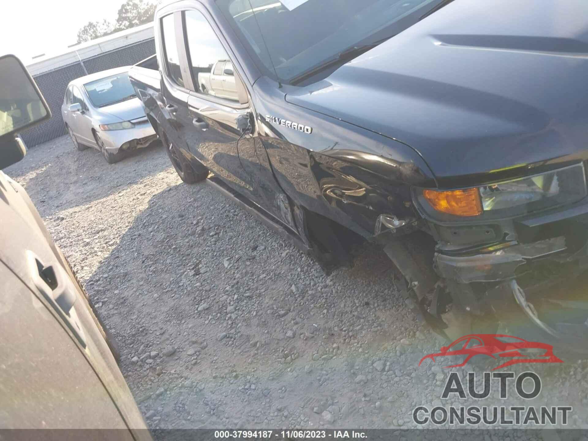 CHEVROLET SILVERADO 1500 2020 - 1GCRWBEH5LZ206821