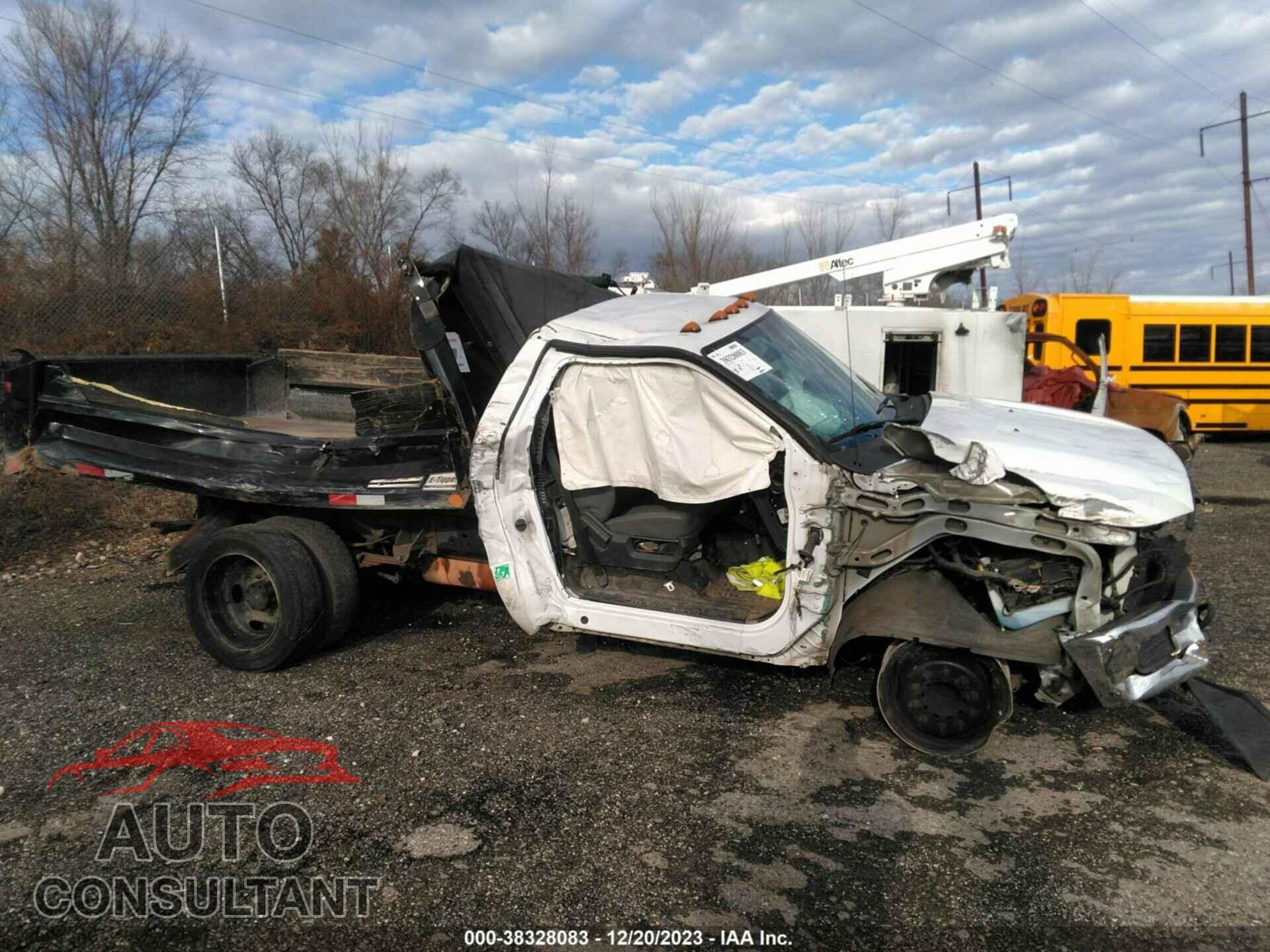 FORD F-550 CHASSIS 2016 - 1FDUF5GY2GEB42657