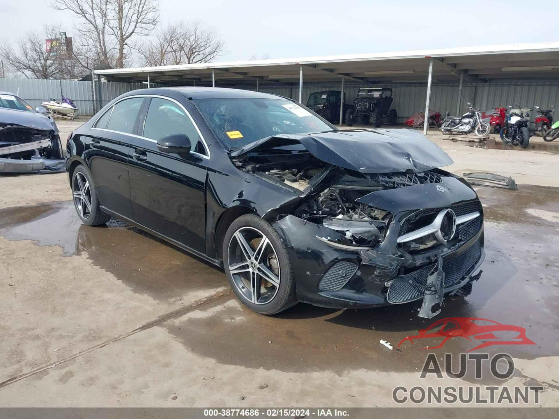 MERCEDES-BENZ A 220 2019 - WDD3G4EB0KW025920