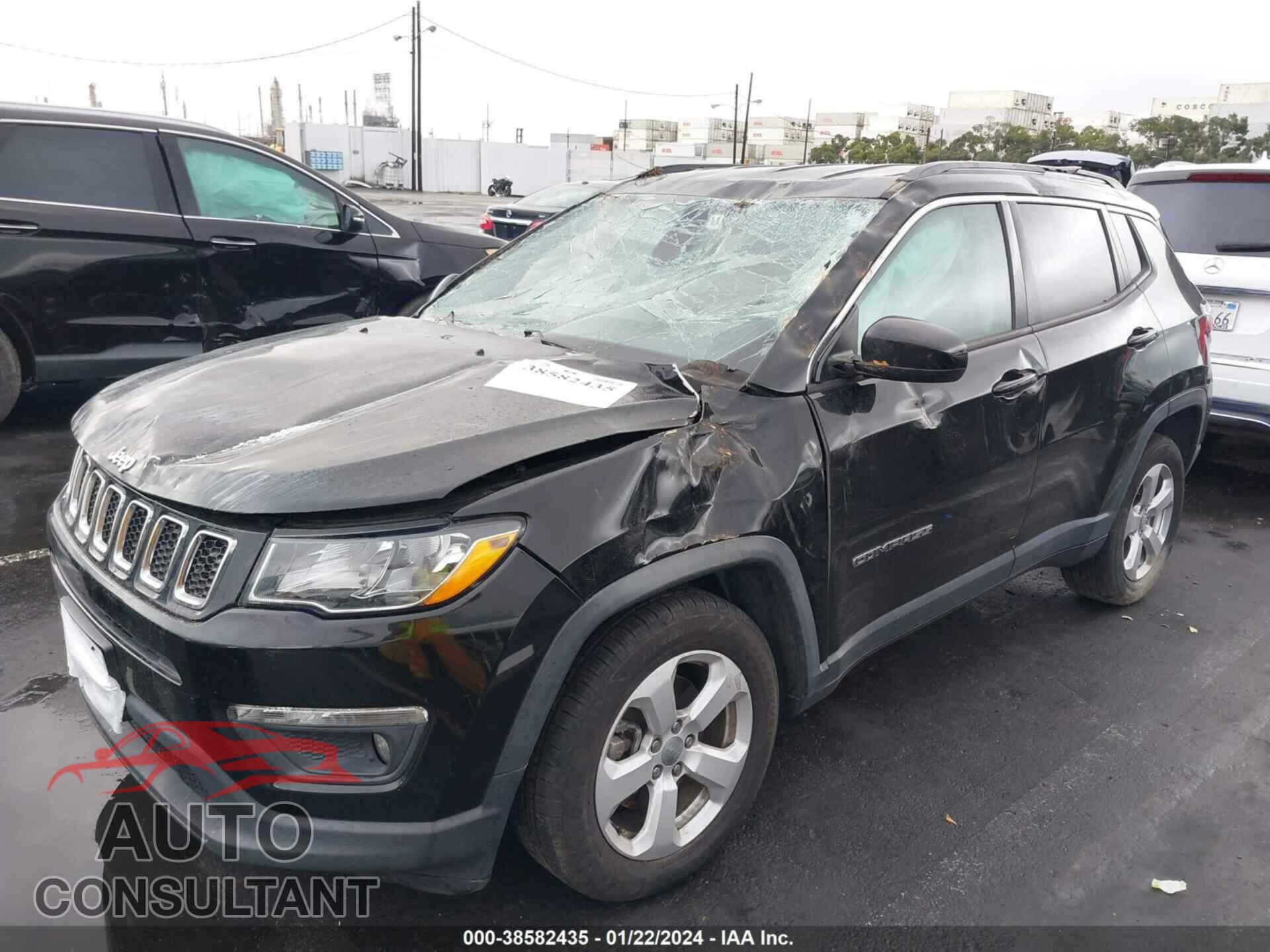 JEEP COMPASS 2018 - 3C4NJCBB7JT441048