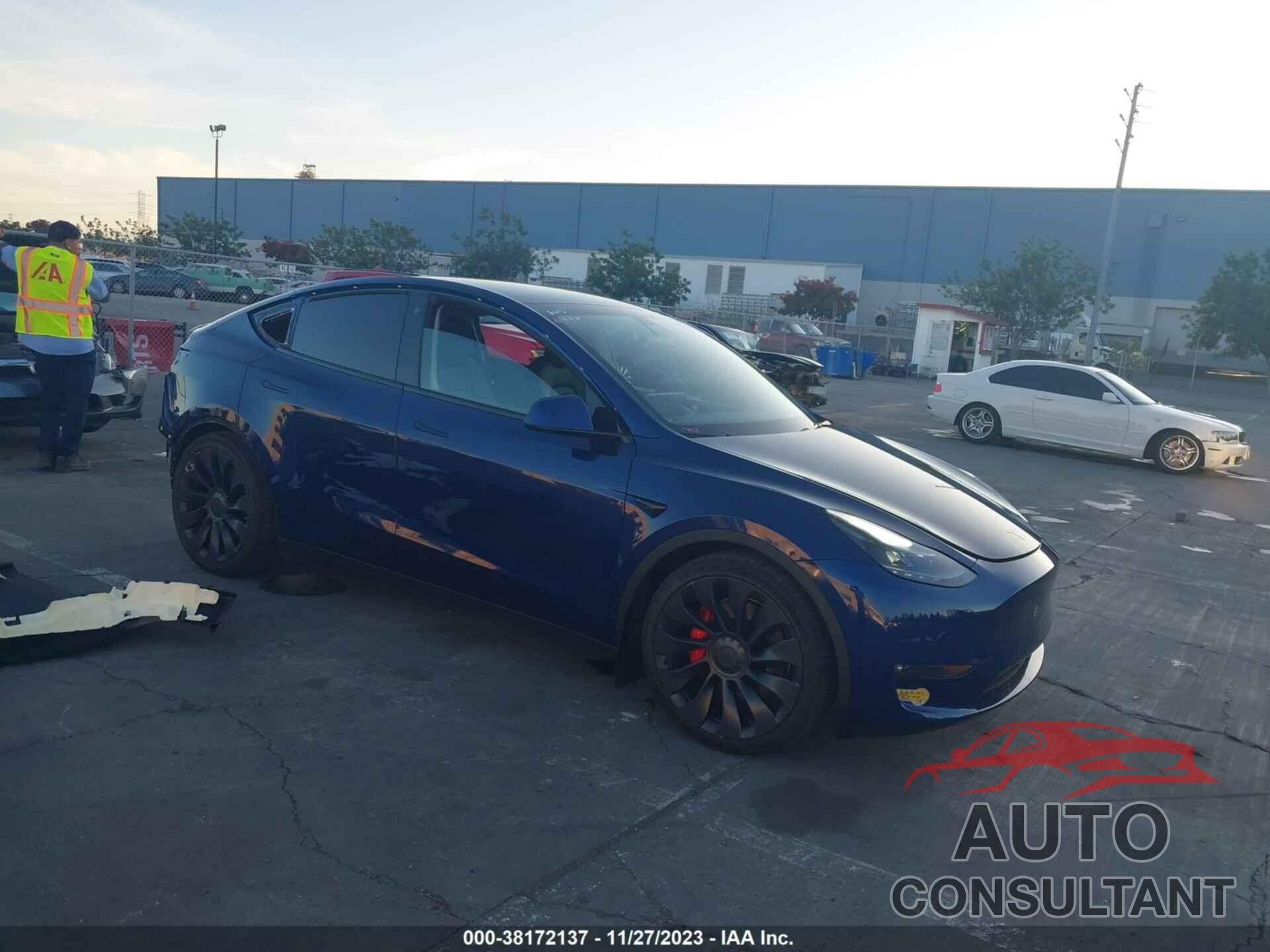 TESLA MODEL Y 2022 - 7SAYGDEF6NF408887