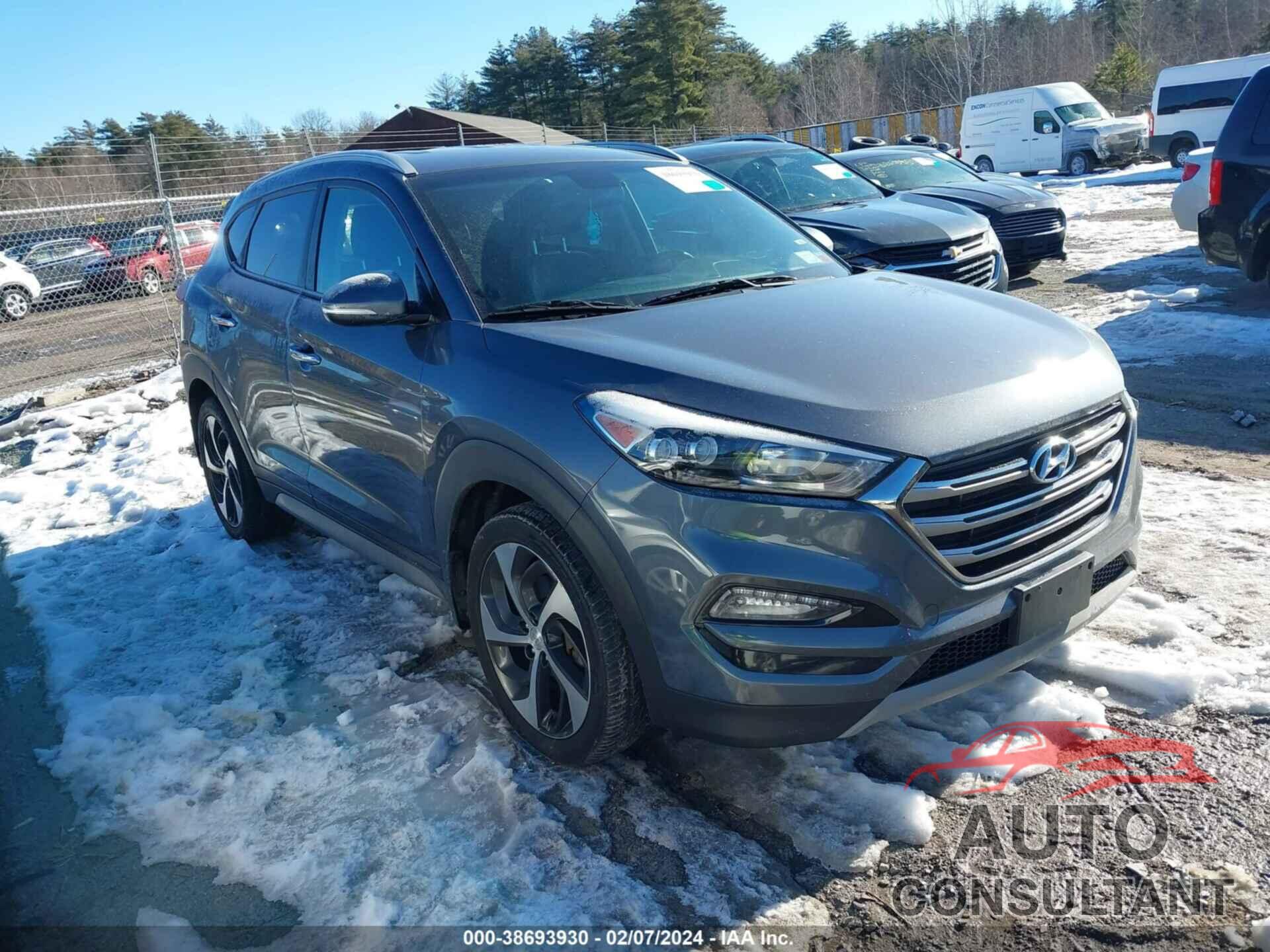 HYUNDAI TUCSON 2018 - KM8J3CA25JU653930