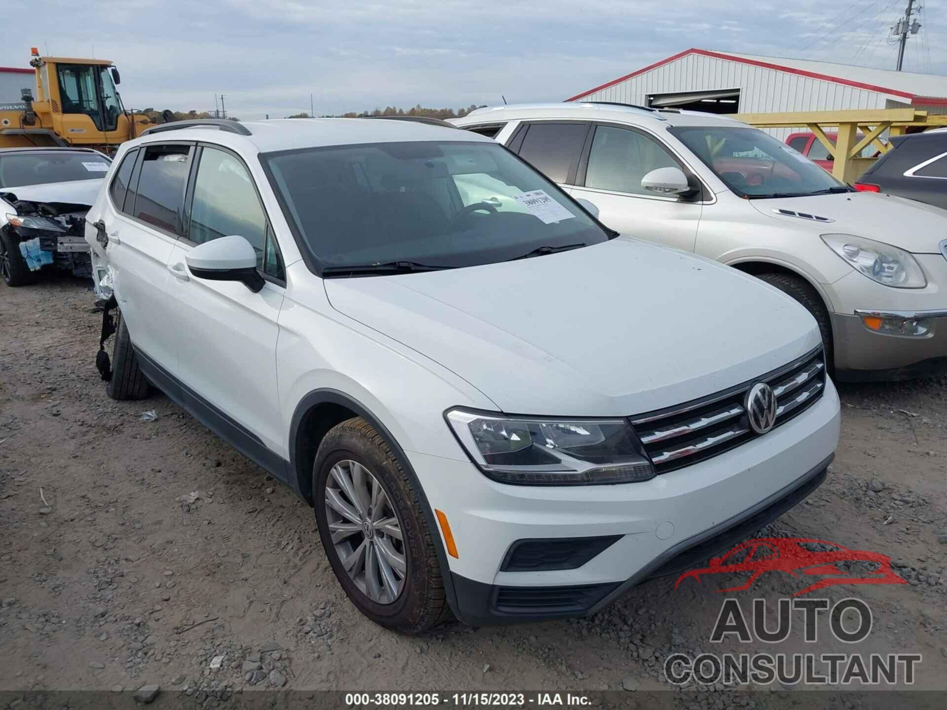 VOLKSWAGEN TIGUAN 2019 - 3VV1B7AX4KM114894