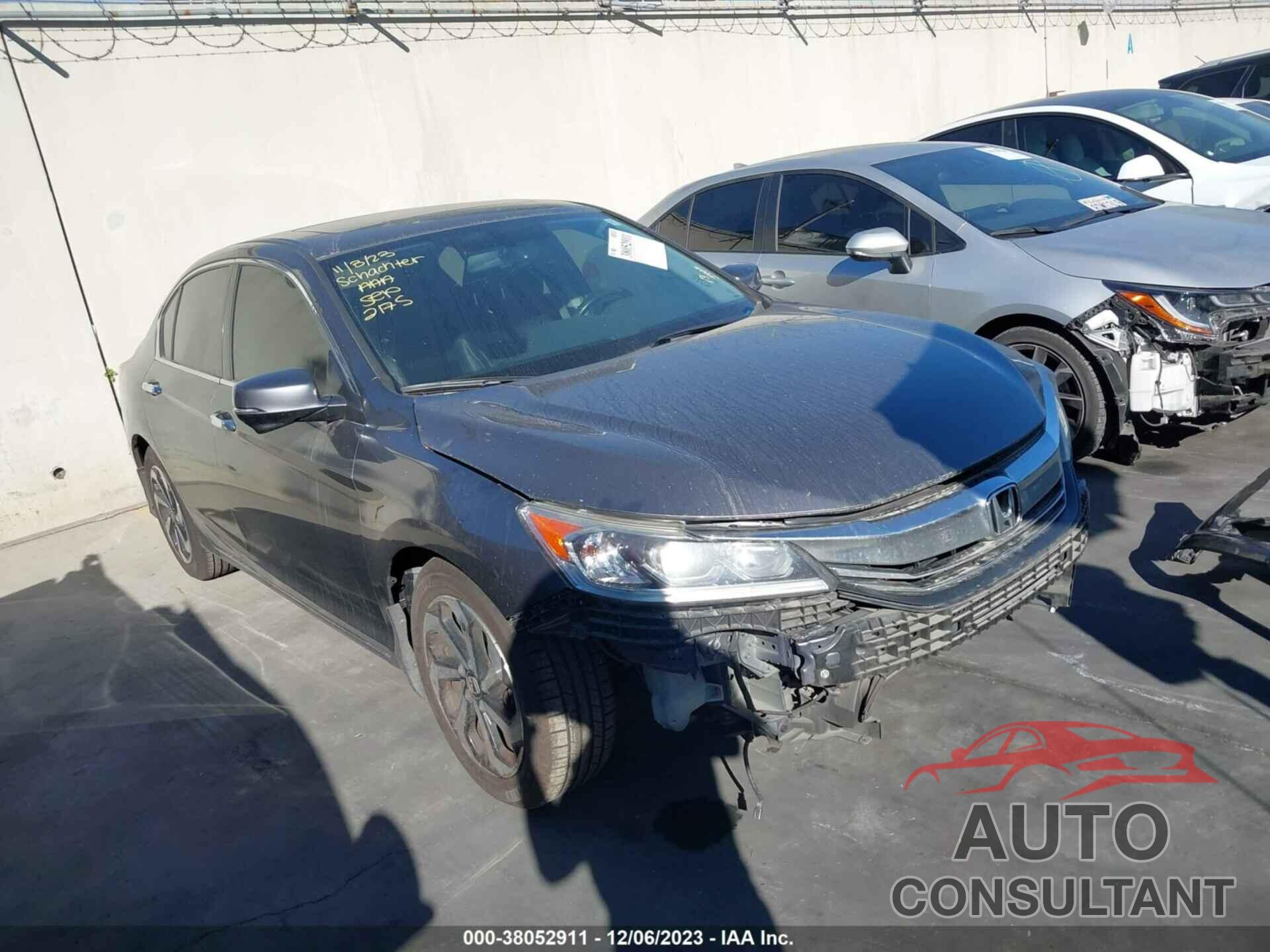 HONDA ACCORD 2017 - 1HGCR3F89HA042983