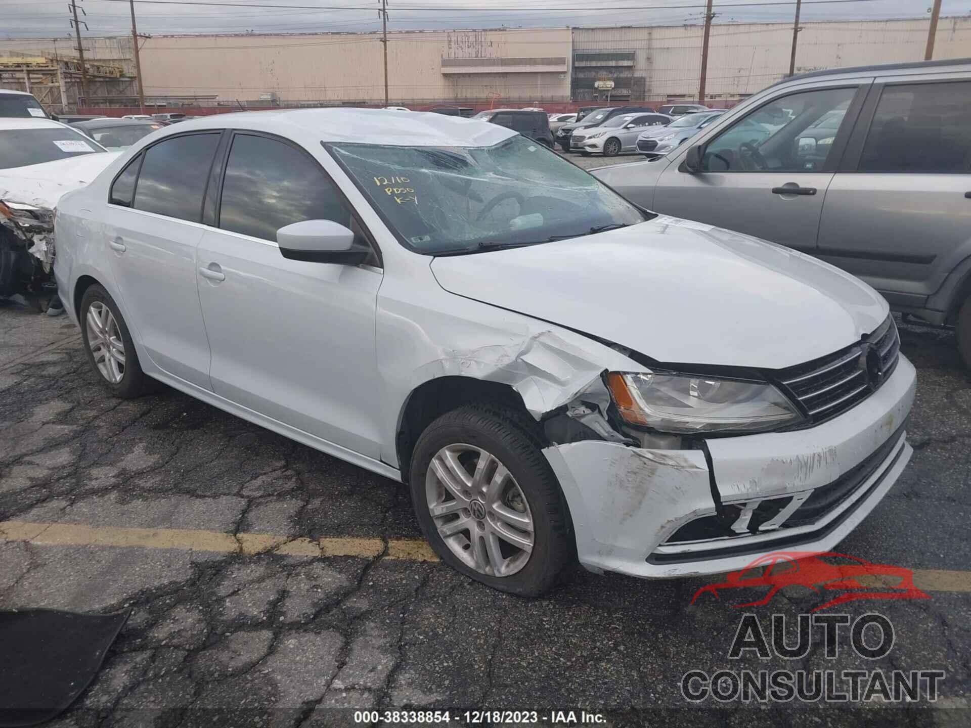 VOLKSWAGEN JETTA 2017 - 3VW2B7AJ4HM317921