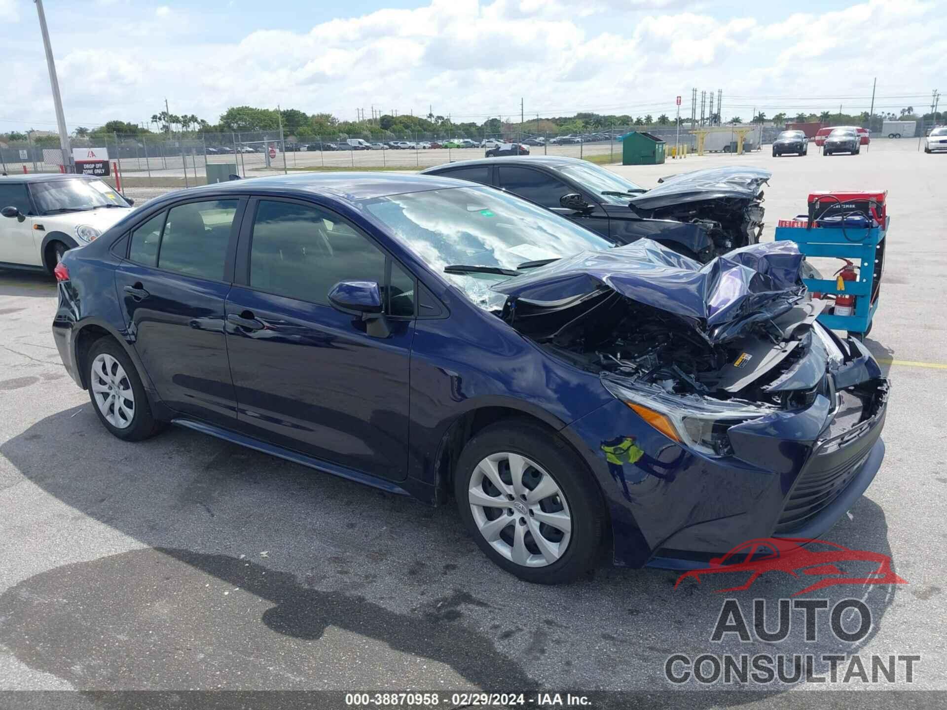 TOYOTA COROLLA 2023 - JTDBCMFE0PJ010705