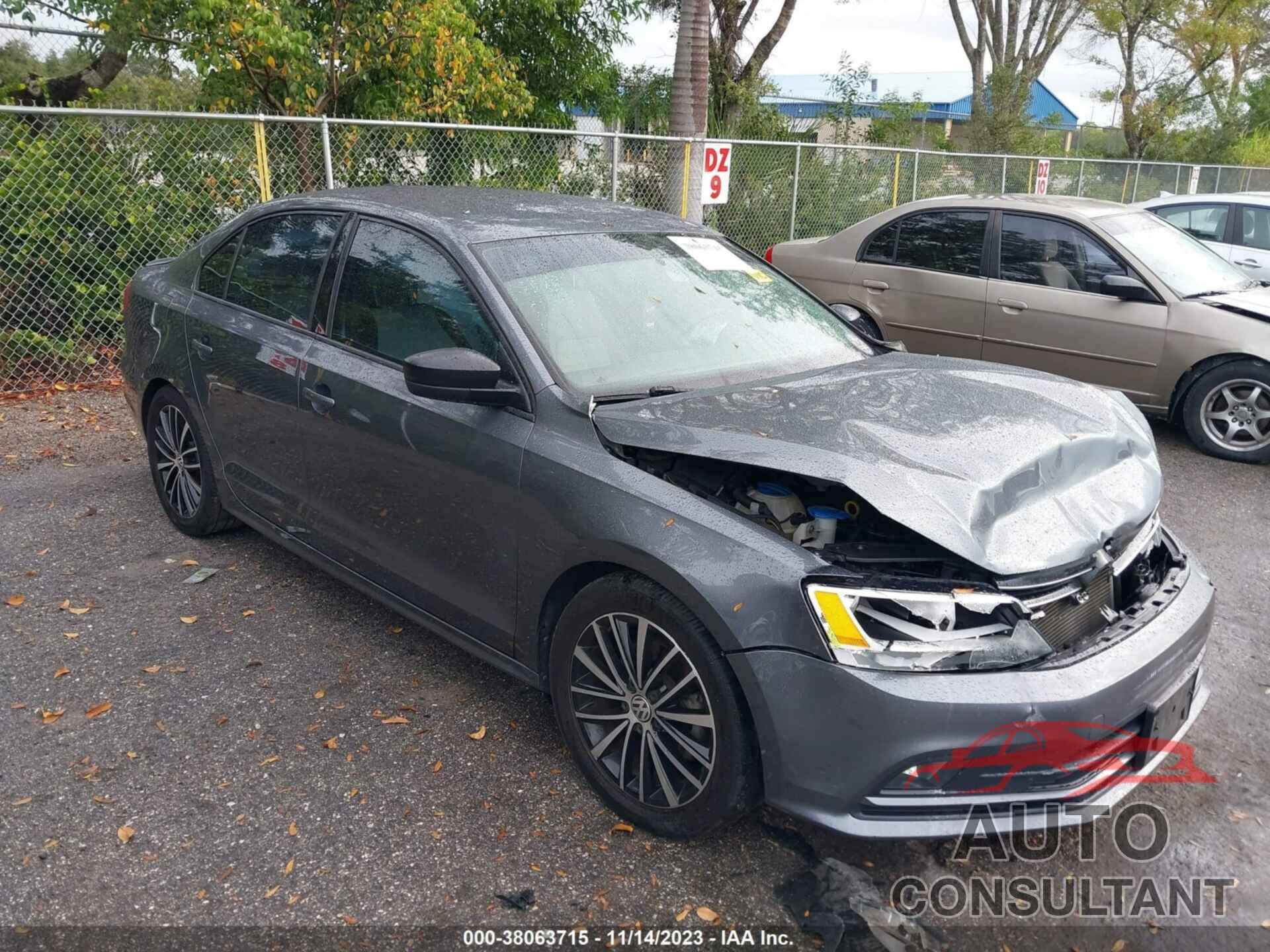 VOLKSWAGEN JETTA 2015 - 3VWD17AJ5FM346904