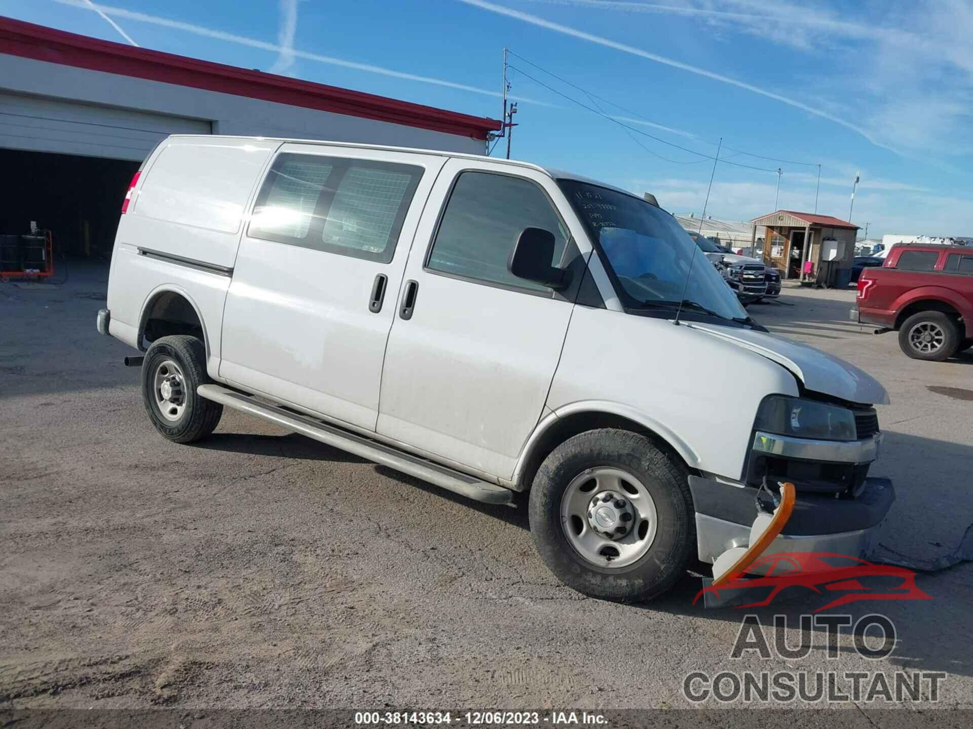 CHEVROLET EXPRESS 2500 2019 - 1GCWGAFG1K1359189