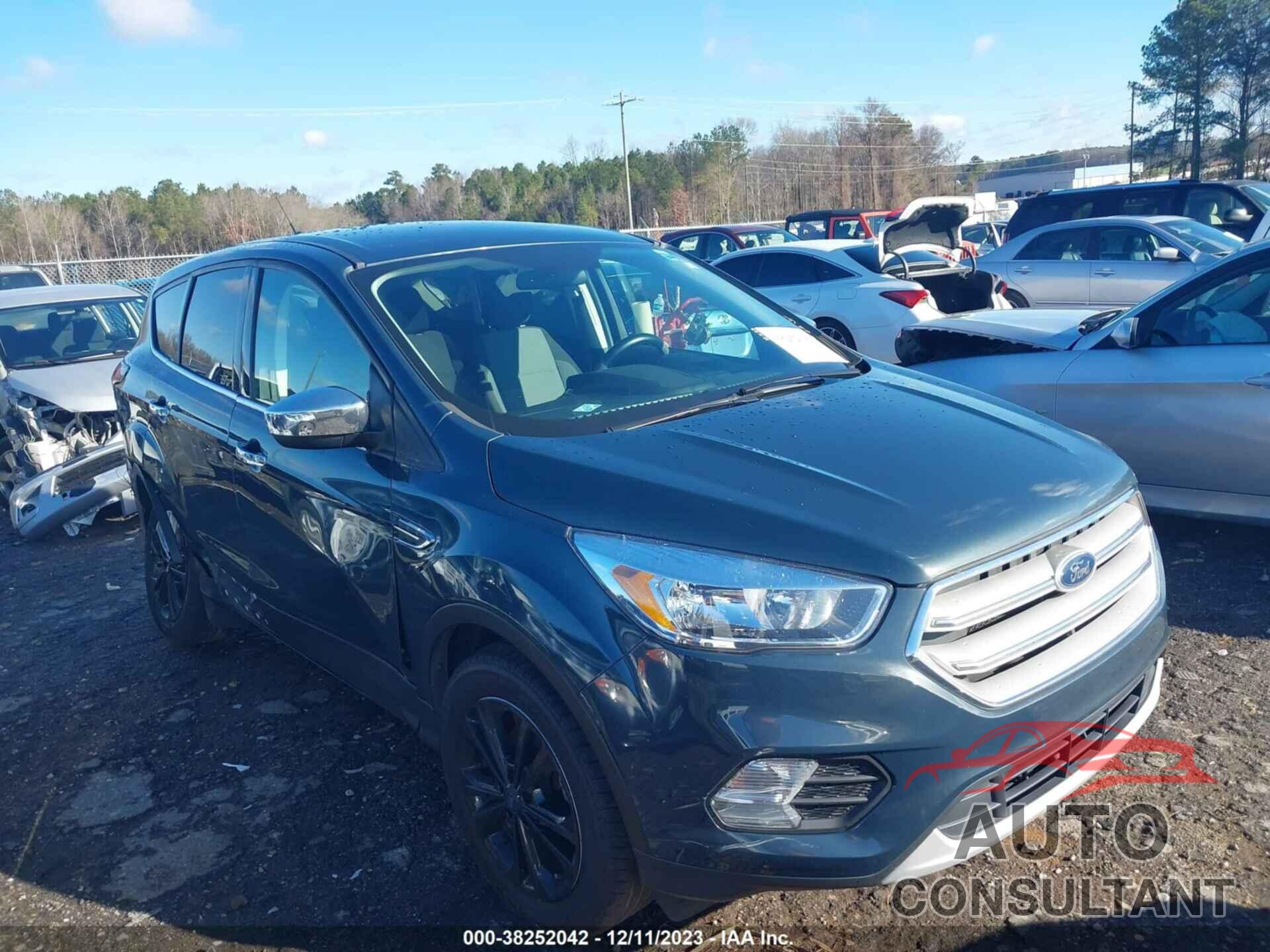 FORD ESCAPE 2019 - 1FMCU0GD7KUA70113