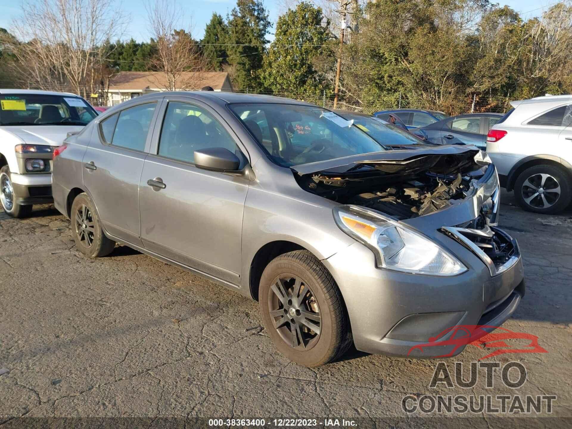 NISSAN VERSA 2019 - 3N1CN7AP8KL829569