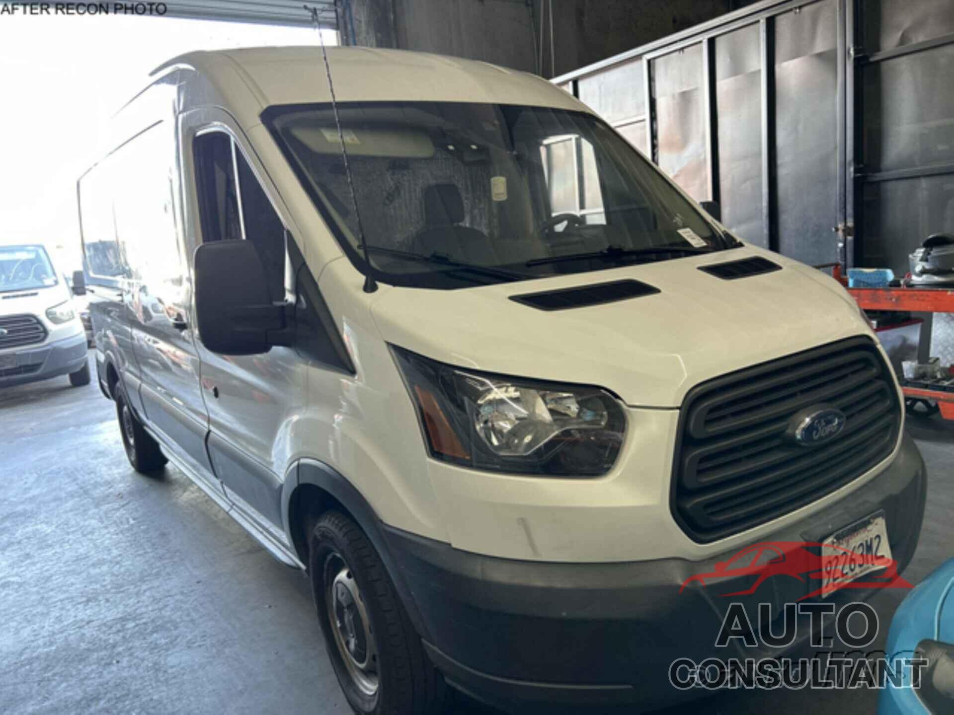 FORD TRANSIT 2018 - 1FTYE2CM5JKA13623