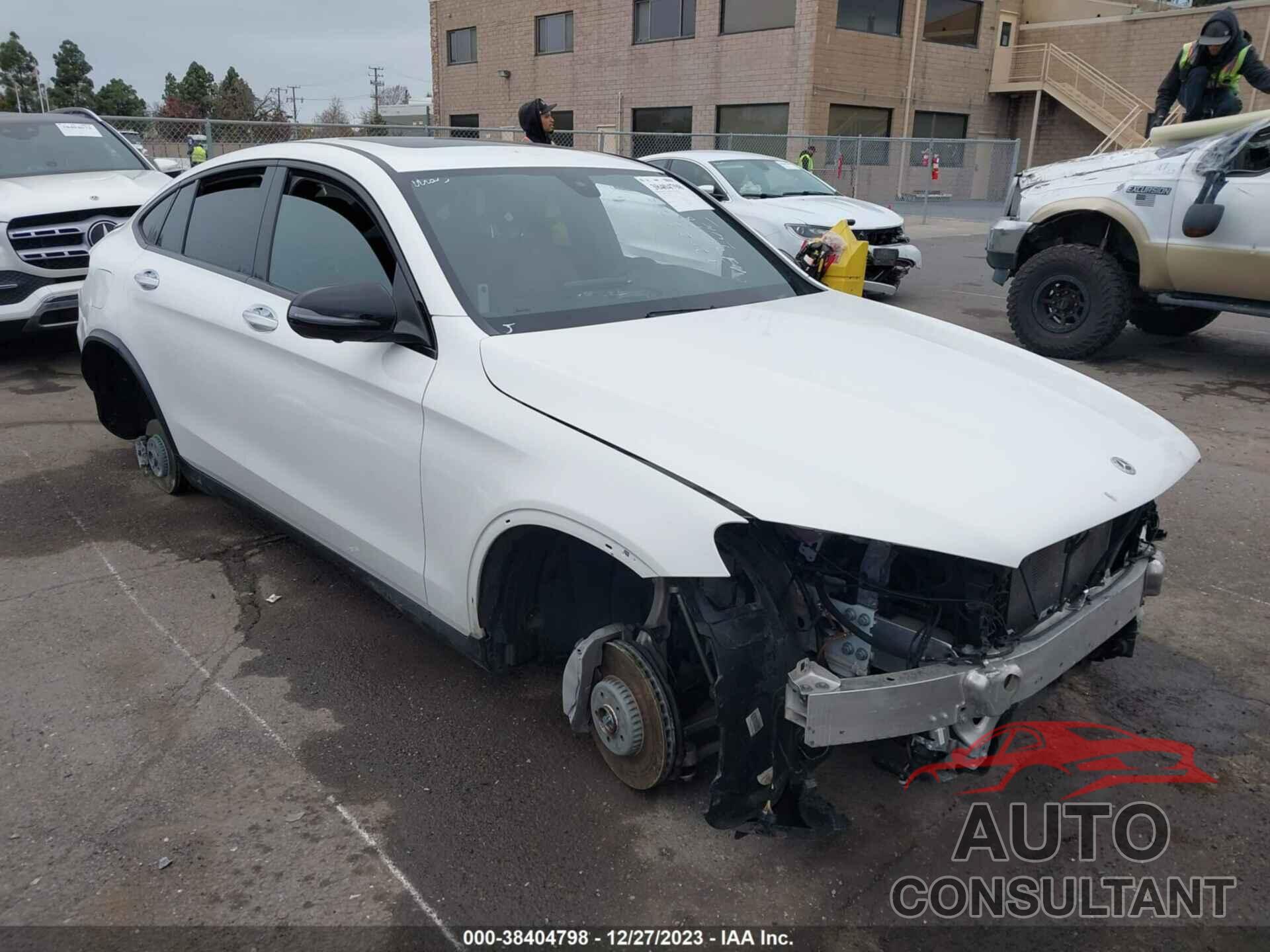 MERCEDES-BENZ GLC 300 2021 - W1N0J8EB1MF999648