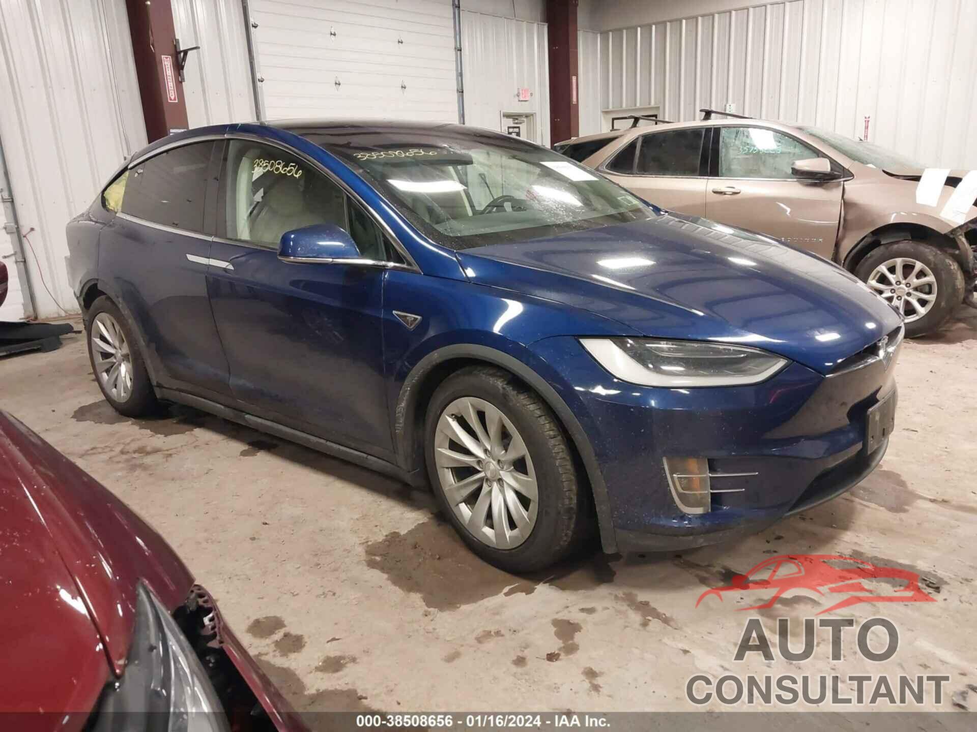 TESLA MODEL X 2016 - 5YJXCBE2XGF005052