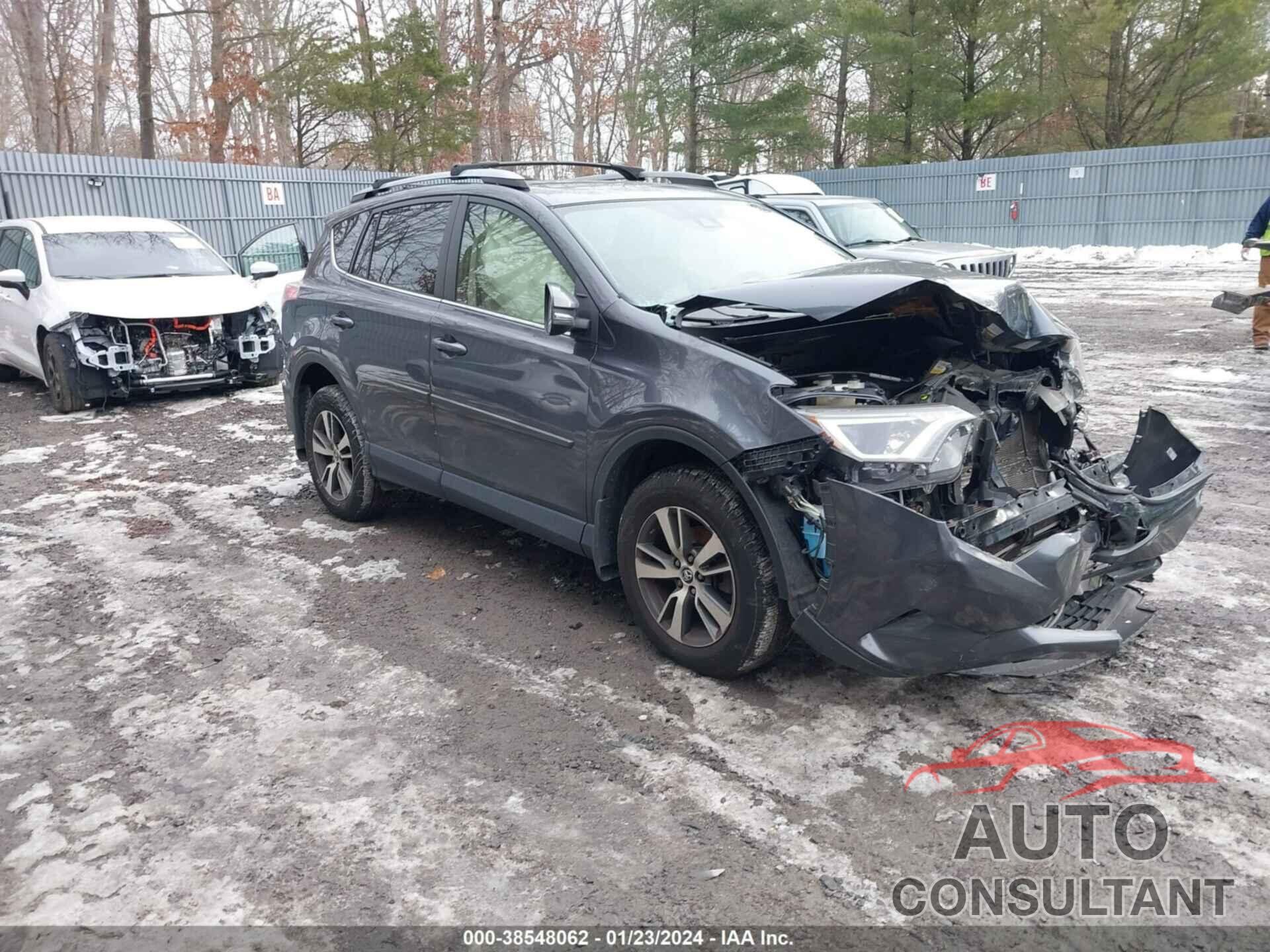 TOYOTA RAV4 2017 - JTMRFREV1HD199482