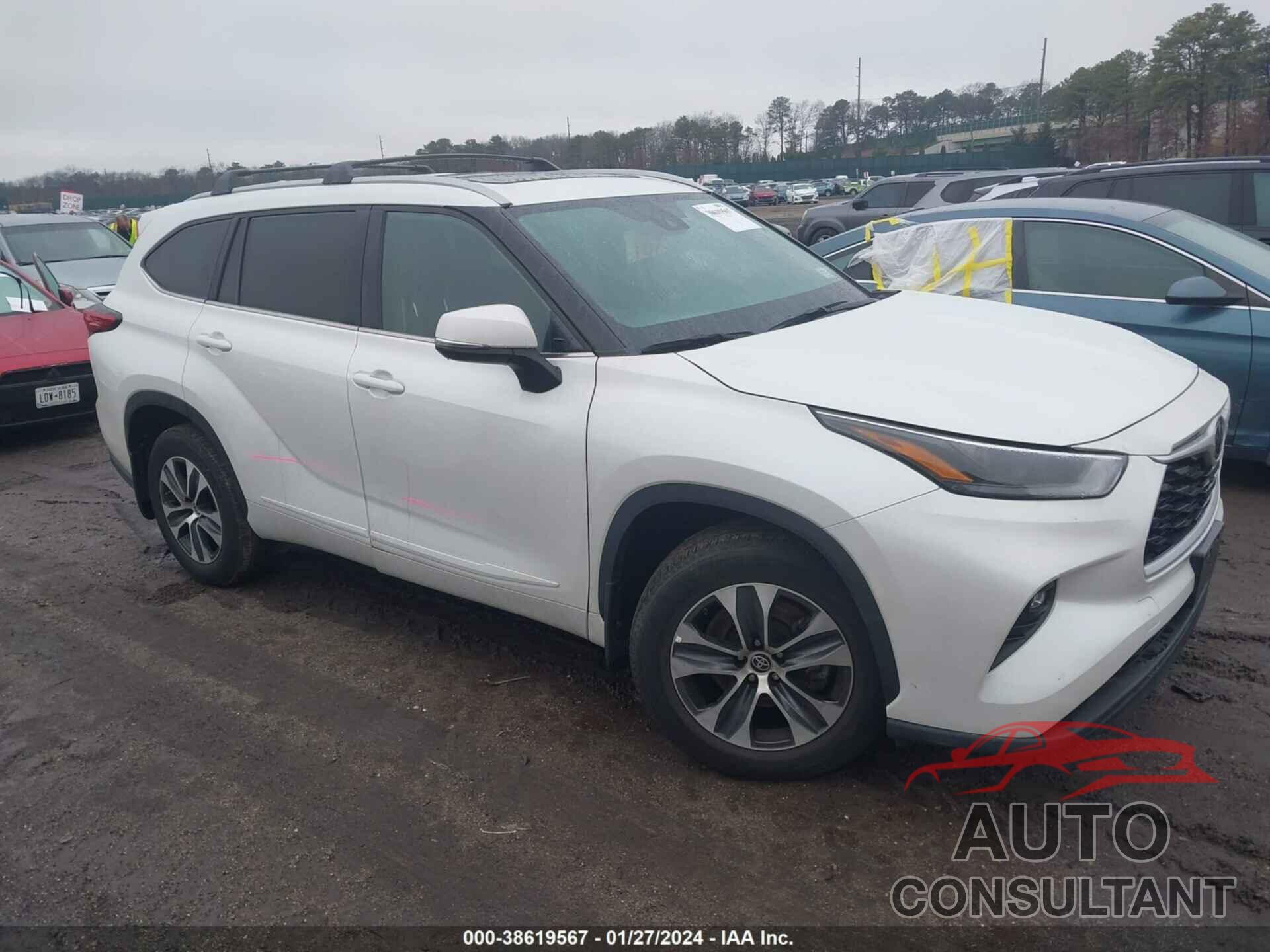 TOYOTA HIGHLANDER 2023 - 5TDKDRAH0PS000710