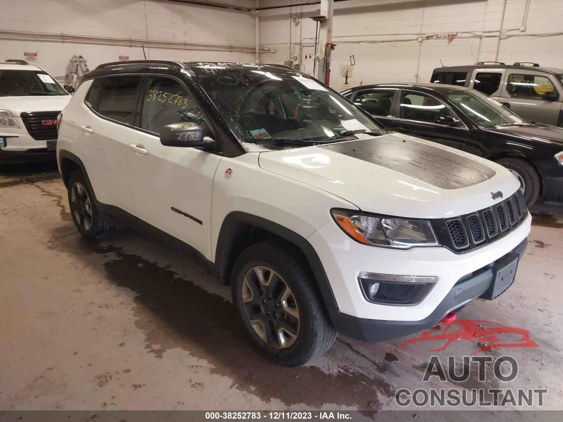 JEEP COMPASS 2018 - 3C4NJDDB8JT210372