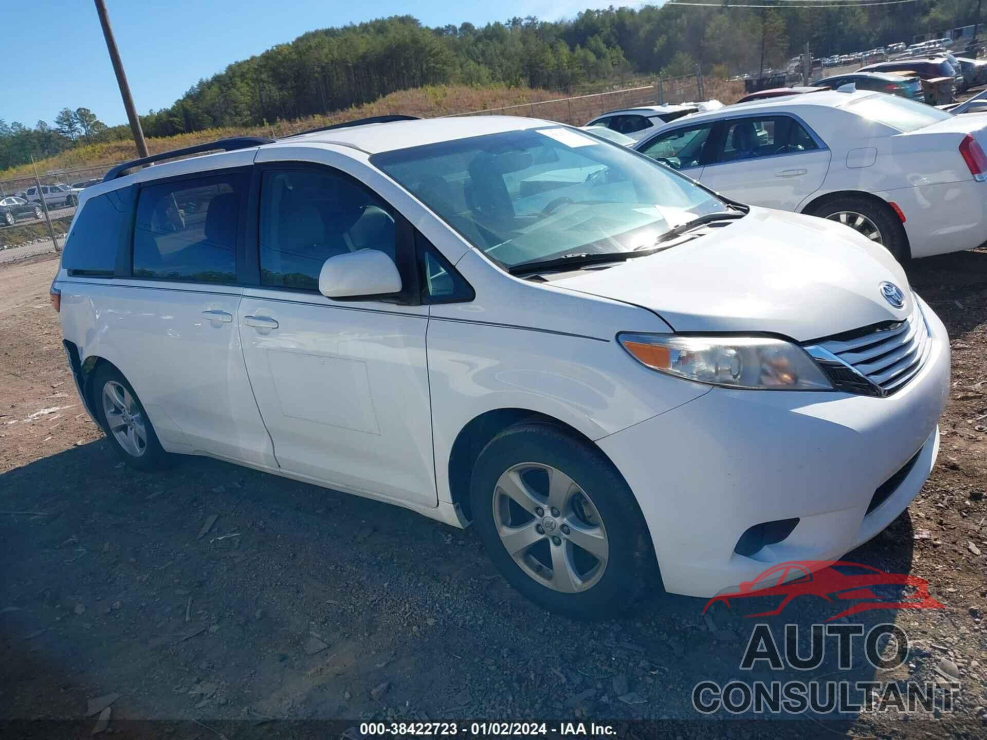 TOYOTA SIENNA 2017 - 5TDKZ3DC2HS849222