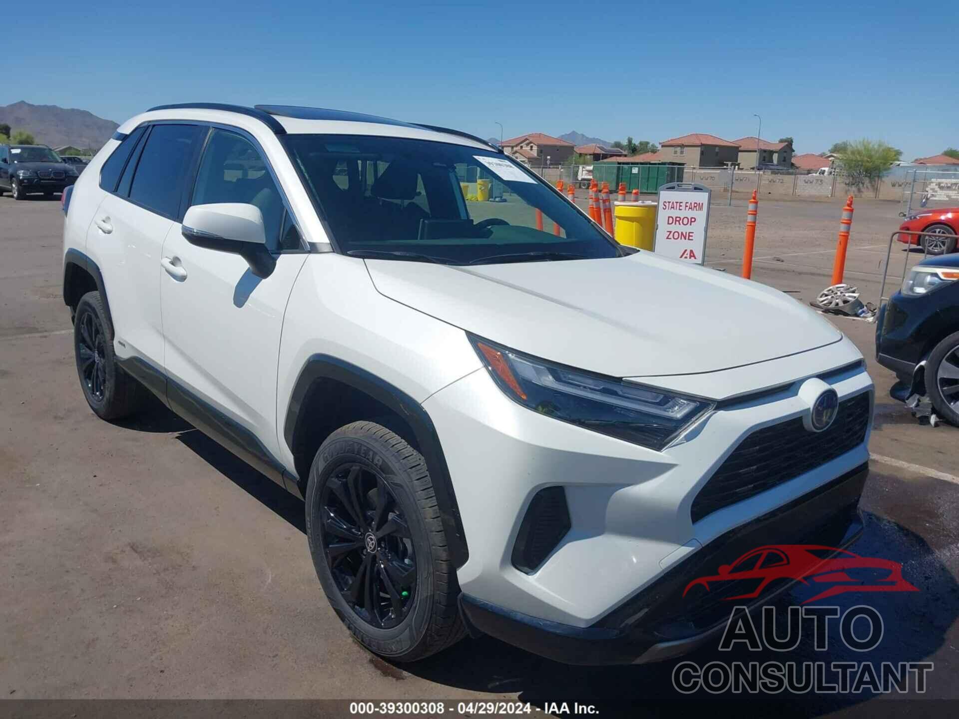 TOYOTA RAV4 2022 - JTM16RFV2ND064034