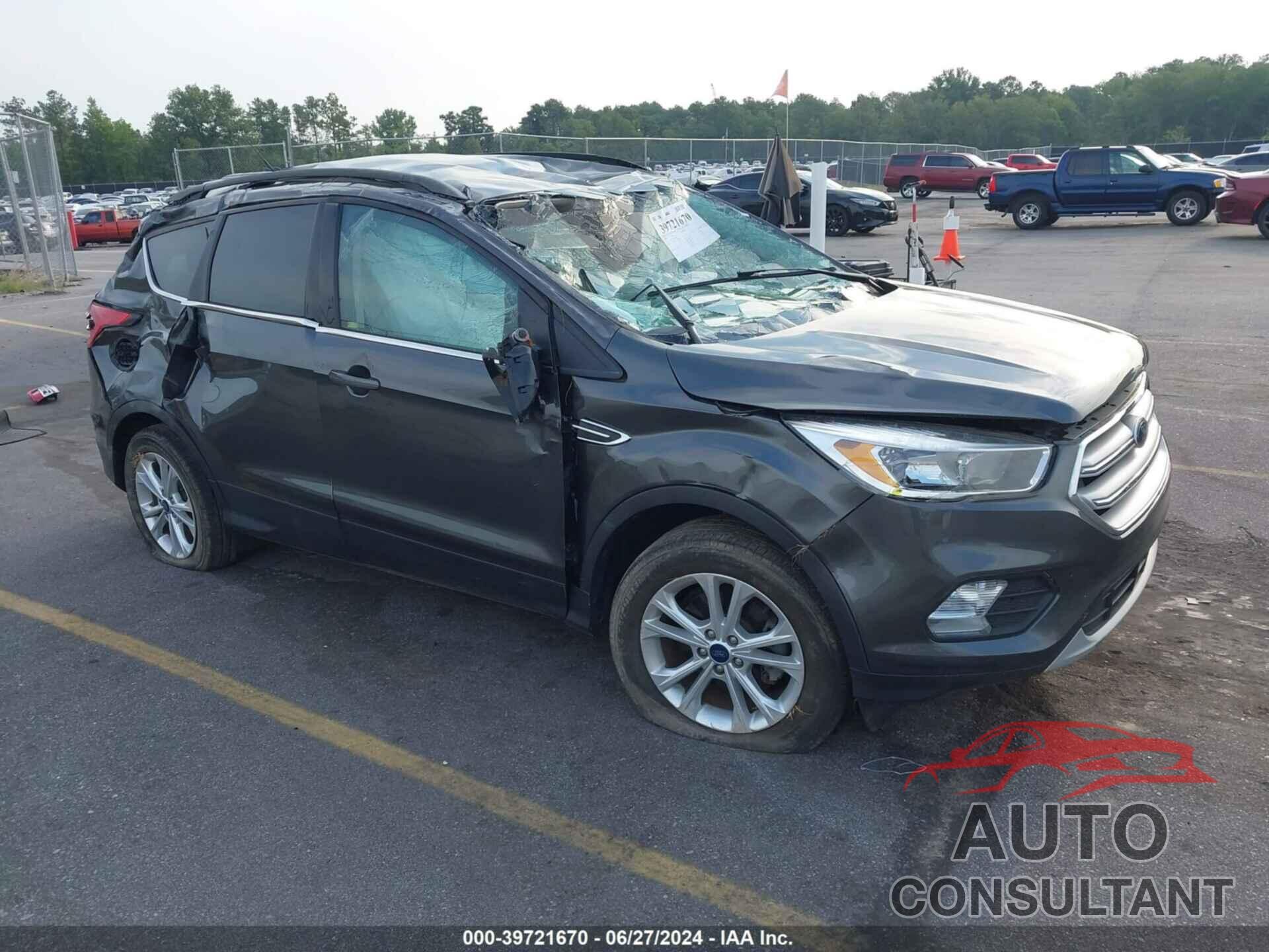 FORD ESCAPE 2018 - 1FMCU0GD2JUB81697