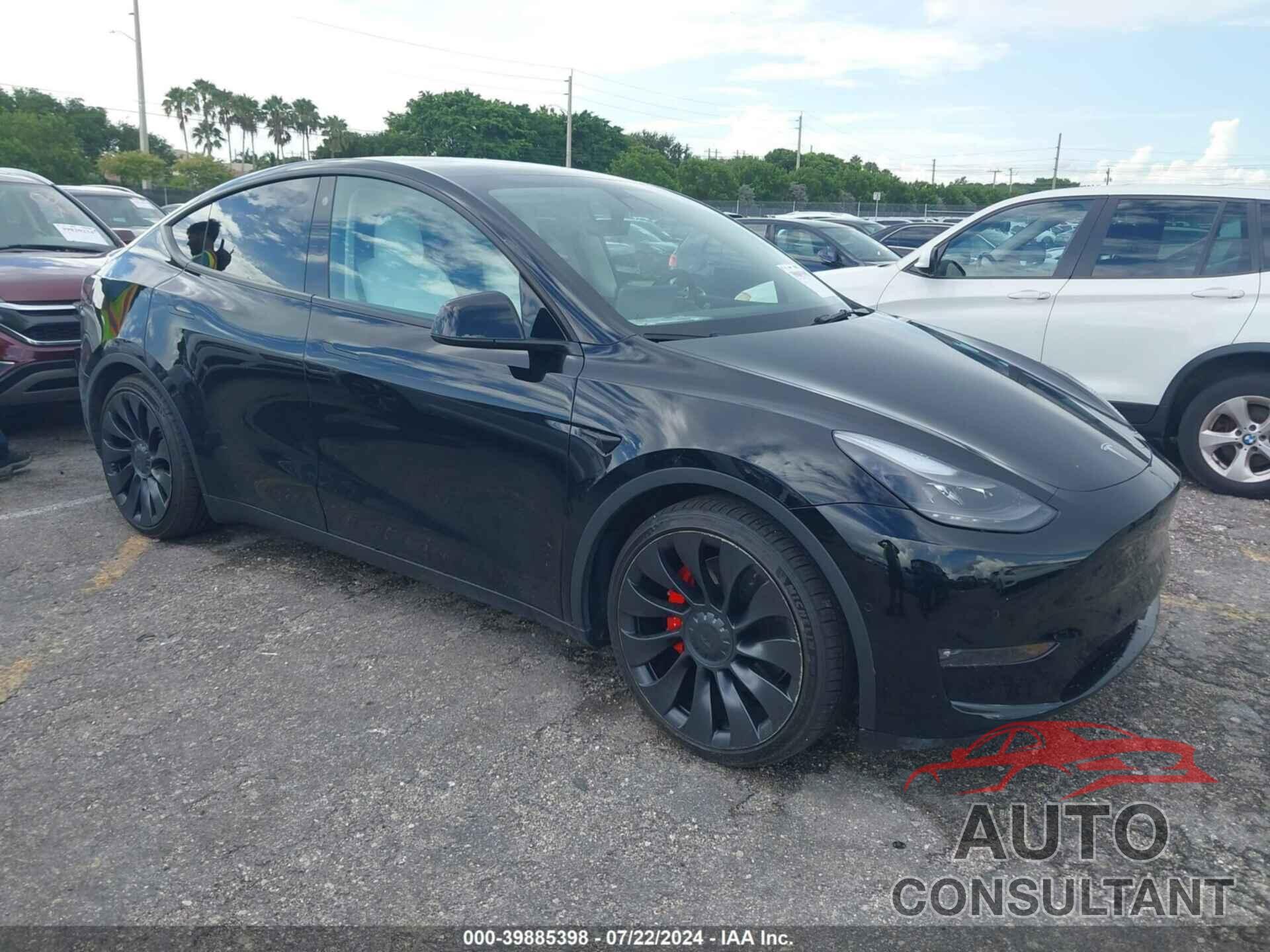 TESLA MODEL Y 2022 - 7SAYGDEF6NF505409