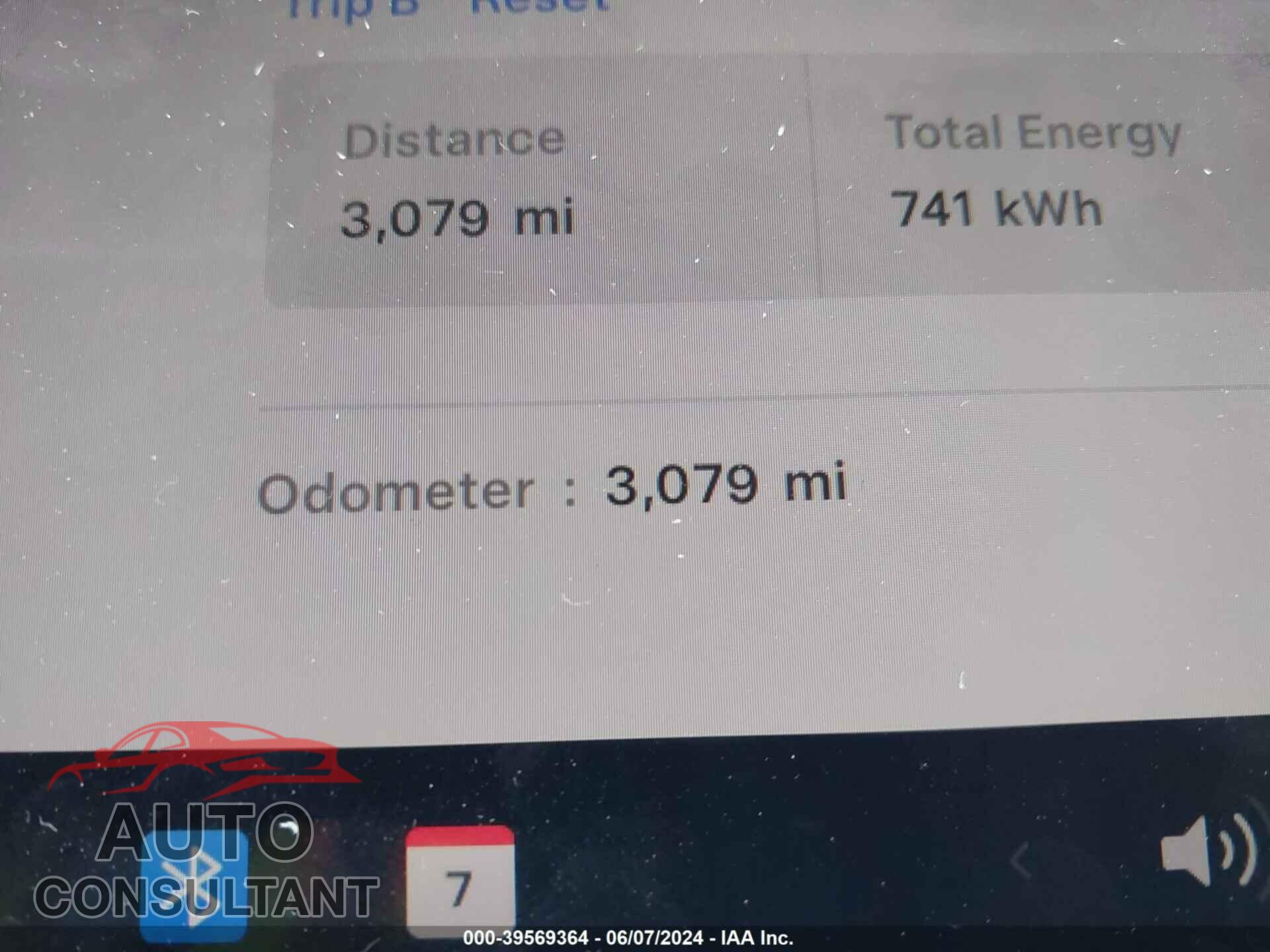 TESLA MODEL 3 2024 - 5YJ3E1EA4RF737190