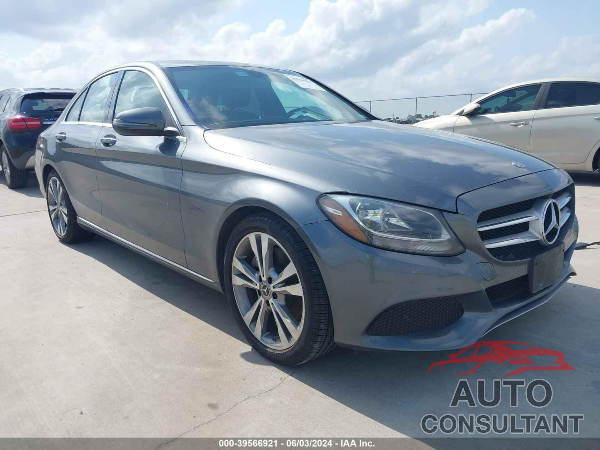 MERCEDES-BENZ C 300 2018 - 55SWF4JBXJU238309