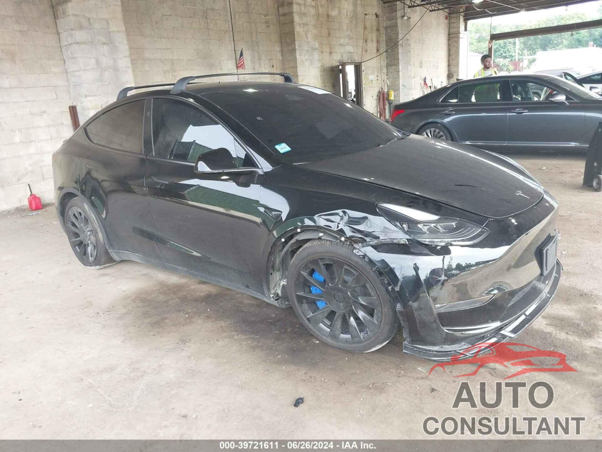 TESLA MODEL Y 2023 - 7SAYGDEE3PA185778