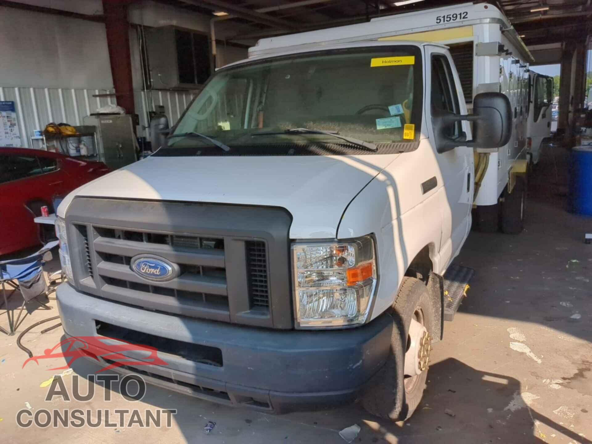 FORD ECONOLINE 2017 - 1FDXE4FS3HDC68623